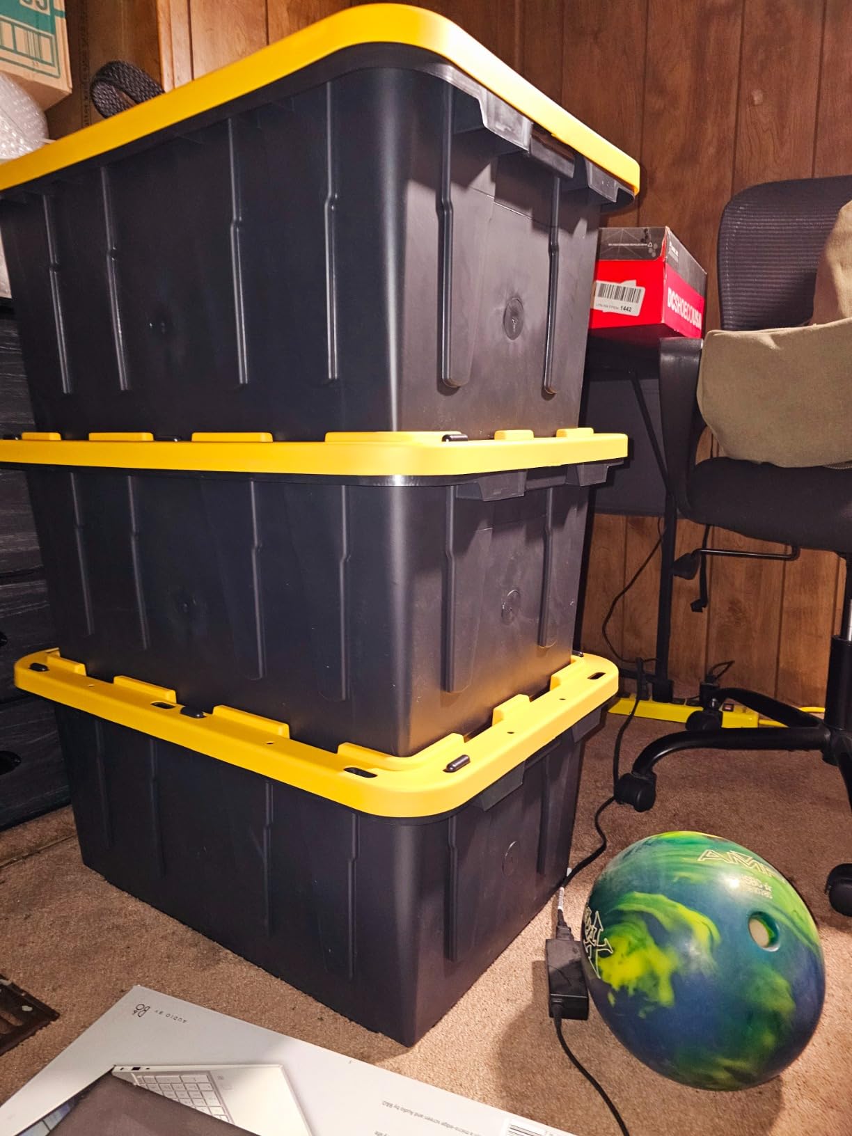 CX Heavy Duty 27-Gallon Stackable Plastic Storage Bins with Lids, 4 Pack | Storage totes for garage organization, Stackable containers, weather-resistant, snap lid customer photo 1
