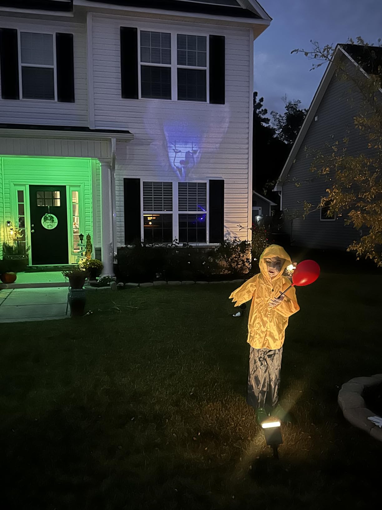 Halloween Decorations Outdoor - 4 Ft Life Size Animatronics Prop | Glowing Balloon Sound-Activated Sensor Scary Decor customer photo 1