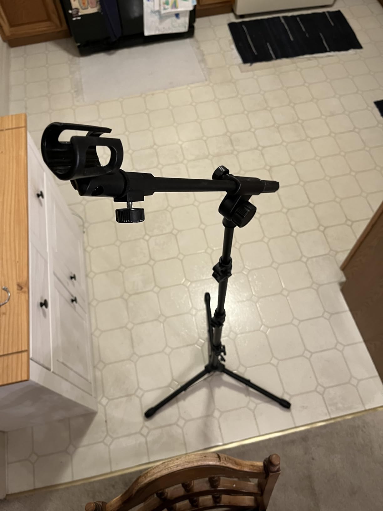 InnoGear Microphone Stand, Tripod Boom Arm Floor Mic Stand Height Adjustable Heavy Duty with Carrying Bag 2 Mic Clips 3/8