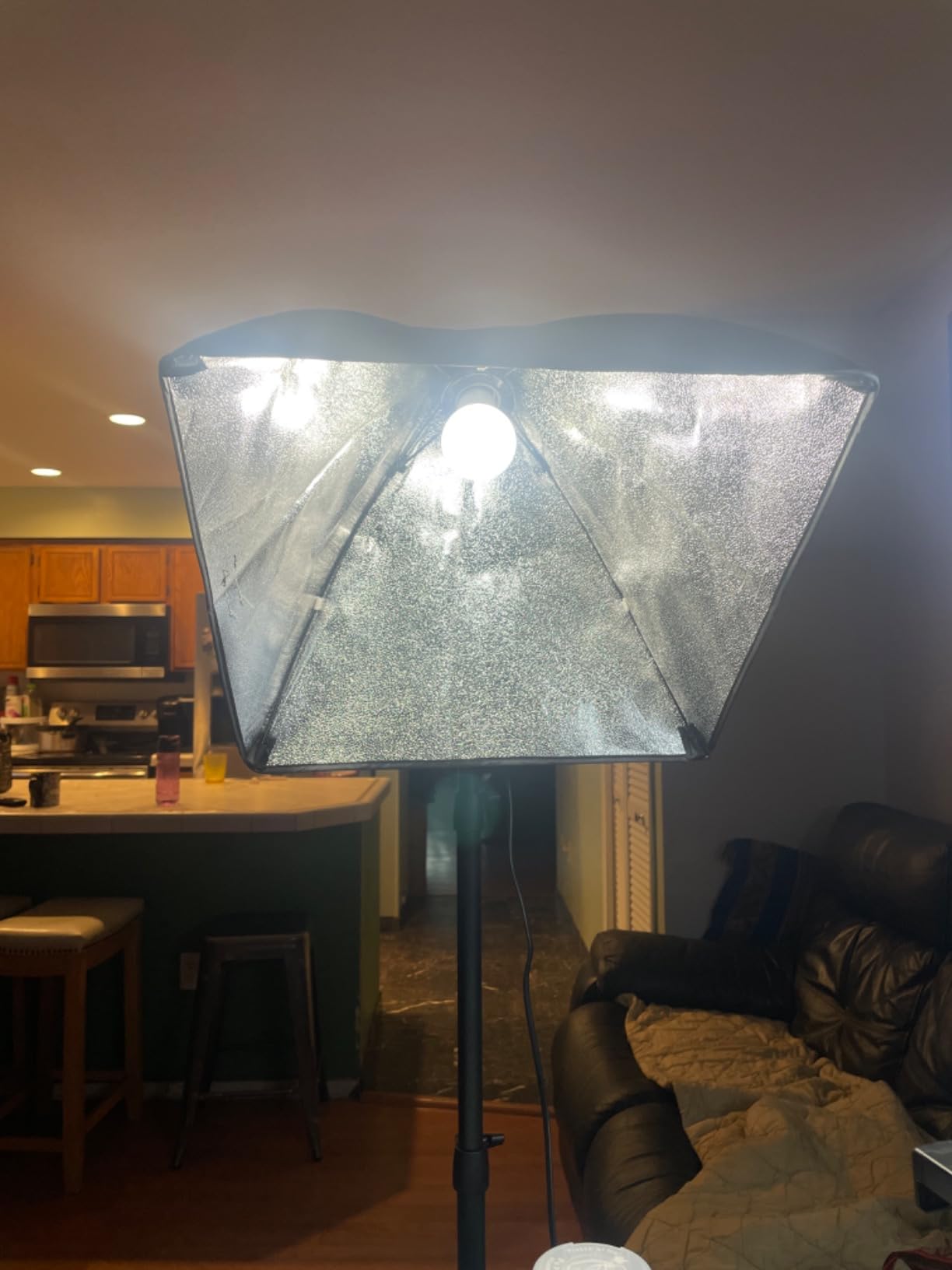 NiceVeedi 2-Pack 16'' x 16'' Softbox Photography Lighting Kit with 63