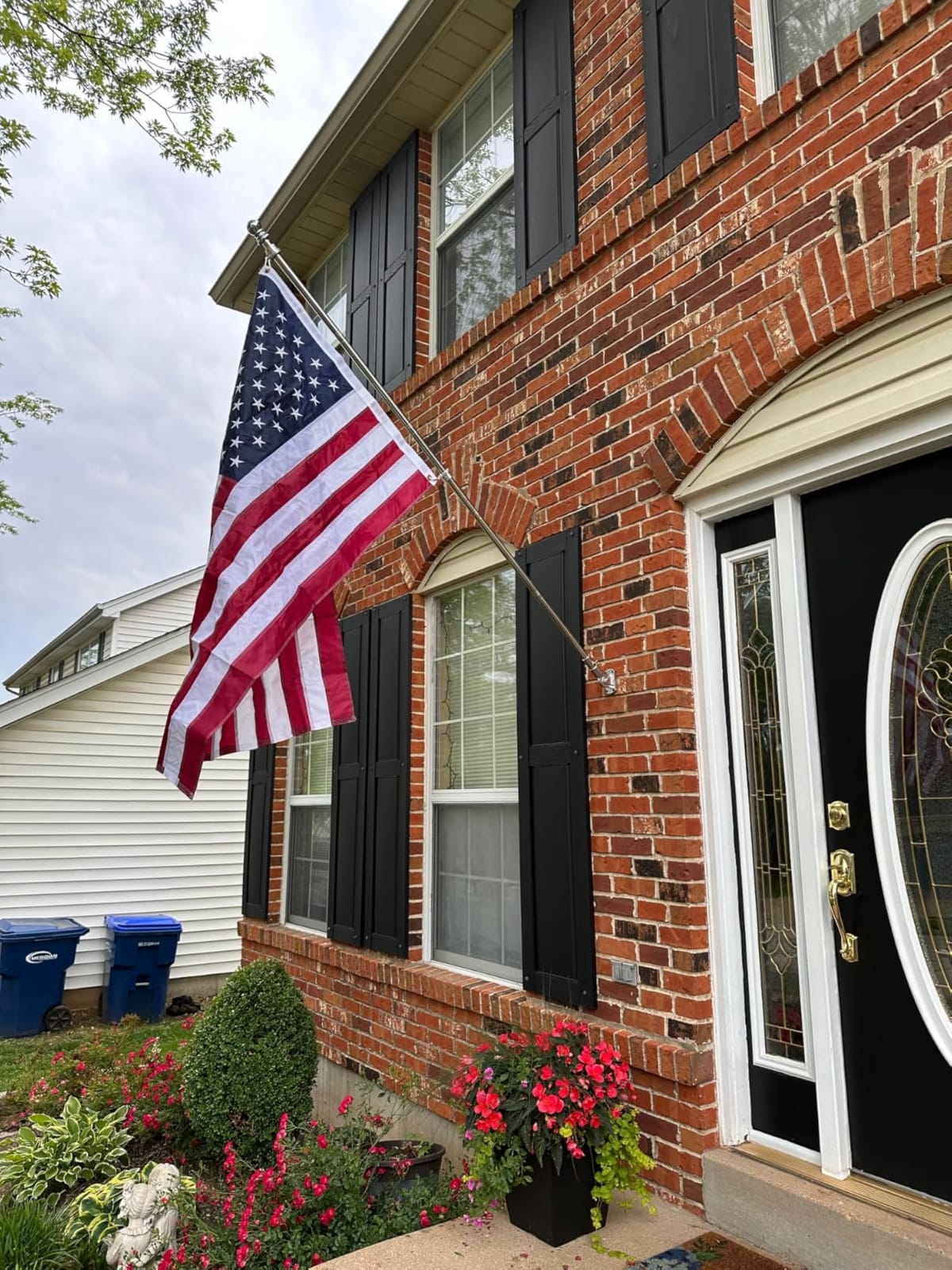 Heavy Duty Stainless Steel Flag Pole Kit - 180° Adjustable Bracket | 6 FT Ultra-Thick Flagpole, 360° Tangle-Free Bearing Rings, Stainless Steel Clips, Rustproof for Residential Commercial, Silver customer photo 1