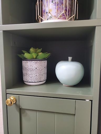 VASAGLE Tall Storage Cabinet with Lights, Slim Freestanding Cabinet with Adjustable Shelves, for Small Spaces, Bathroom, Living Room, Modern, 11.8 Inches Wide, Cloud White UBBC566W02V1 customer photo 1