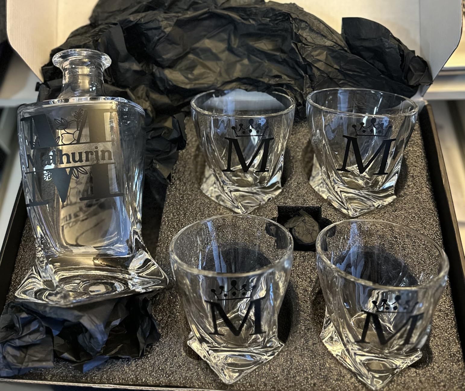 Whiskey Decanter Set for Men with 4 Drinking Glasses for Cognac, Bourbon, Rum, Scotch, Liquor Crystal Clear Decanter Sets House Warming Gifts New Home Whiskey Gifts for Men Dad Him customer photo 2