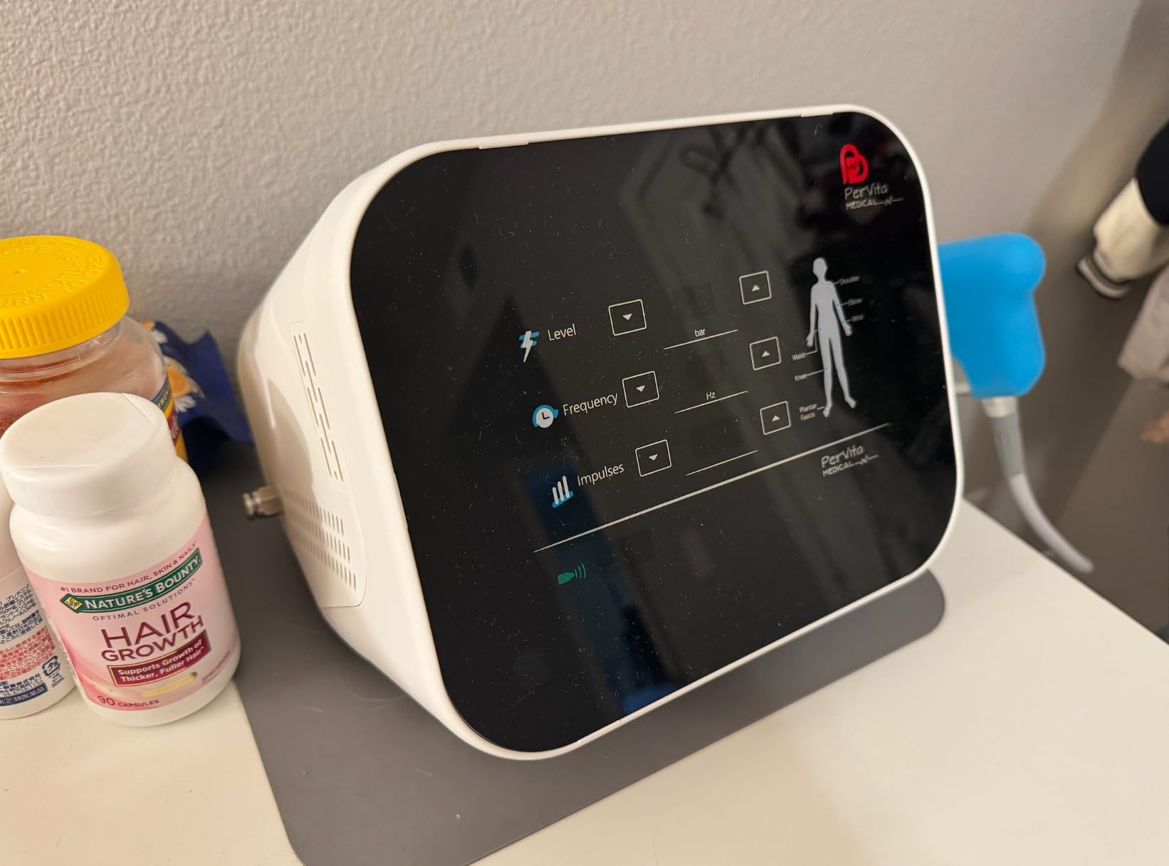Shockwave Therapy Machine Extracorporeal Shock Wave Therapy Machine Joint and Muscle Pain Relief On-The-Go Painless Non-Invasive No Side Effects PSP10 customer photo 1