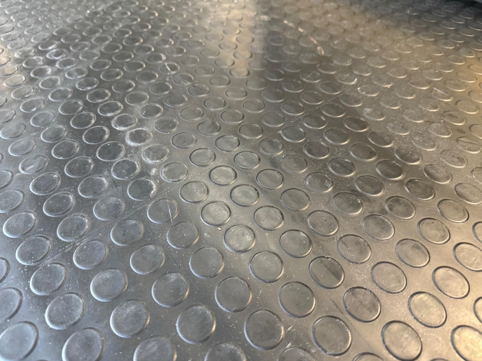 Heavy Duty Coin-Grip Rubber Flooring Roll, 4' x 8', 1/8