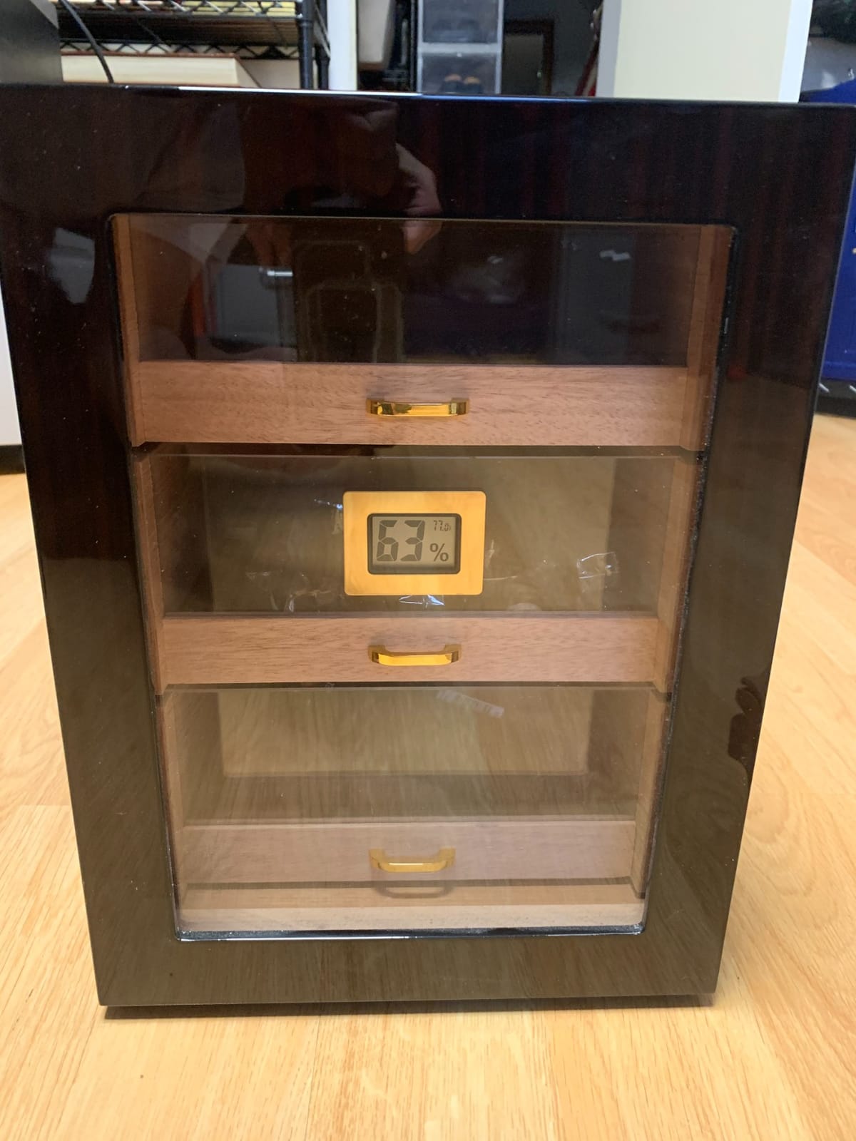 Woodronic Cigar Humidor Cabinet | LED Light, Spanish Cedar Lining customer photo 1