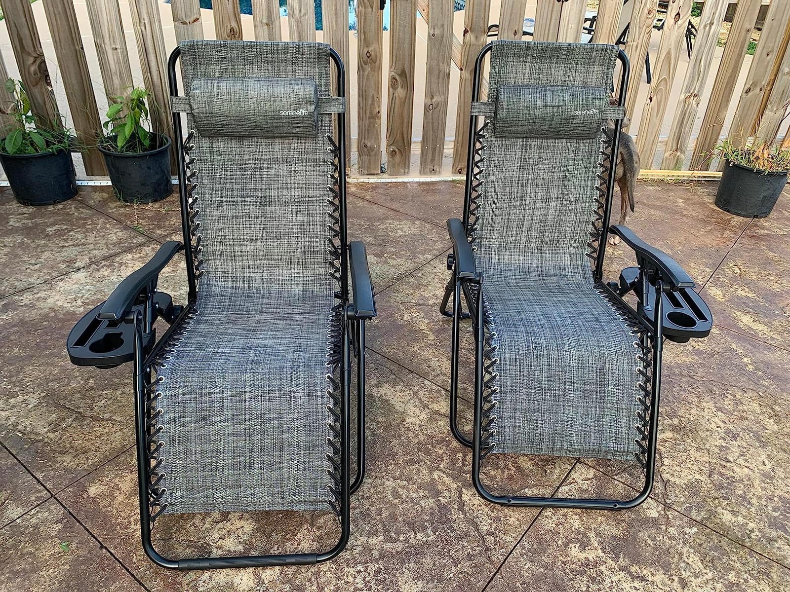 SereneLife Zero Gravity Lounge Chairs Set of 2, Adjustable Outdoor Recliners with Lockable Positions, Side Table Cup Holders, Padded Headrest Pillows, Foldable Steel Frame Patio Chairs (Brown) customer photo 2