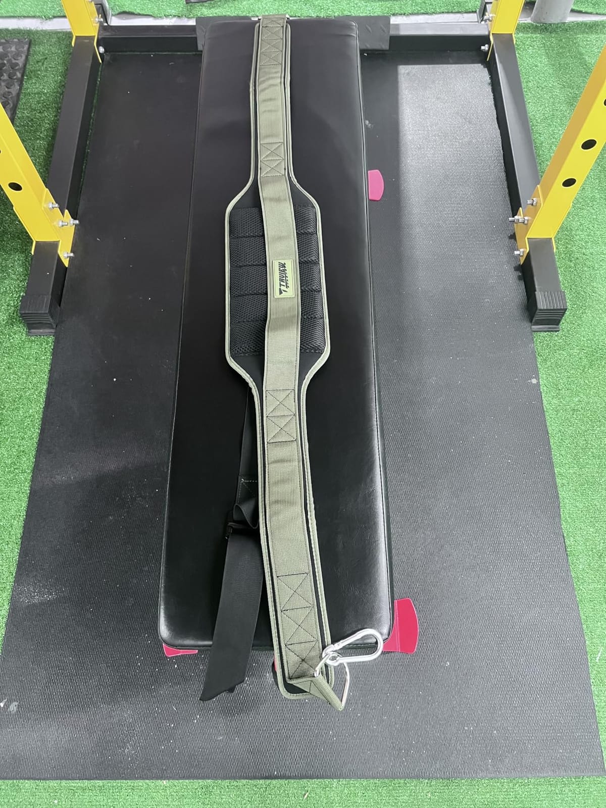 Belt for Belt Squats, Rack Attachment & Squat Machine, Weight Lifting&Powerlifting - Back Support, Low-Profile, Padded Hip & Thigh, Secure Buckle, Heavy Duty customer photo 2