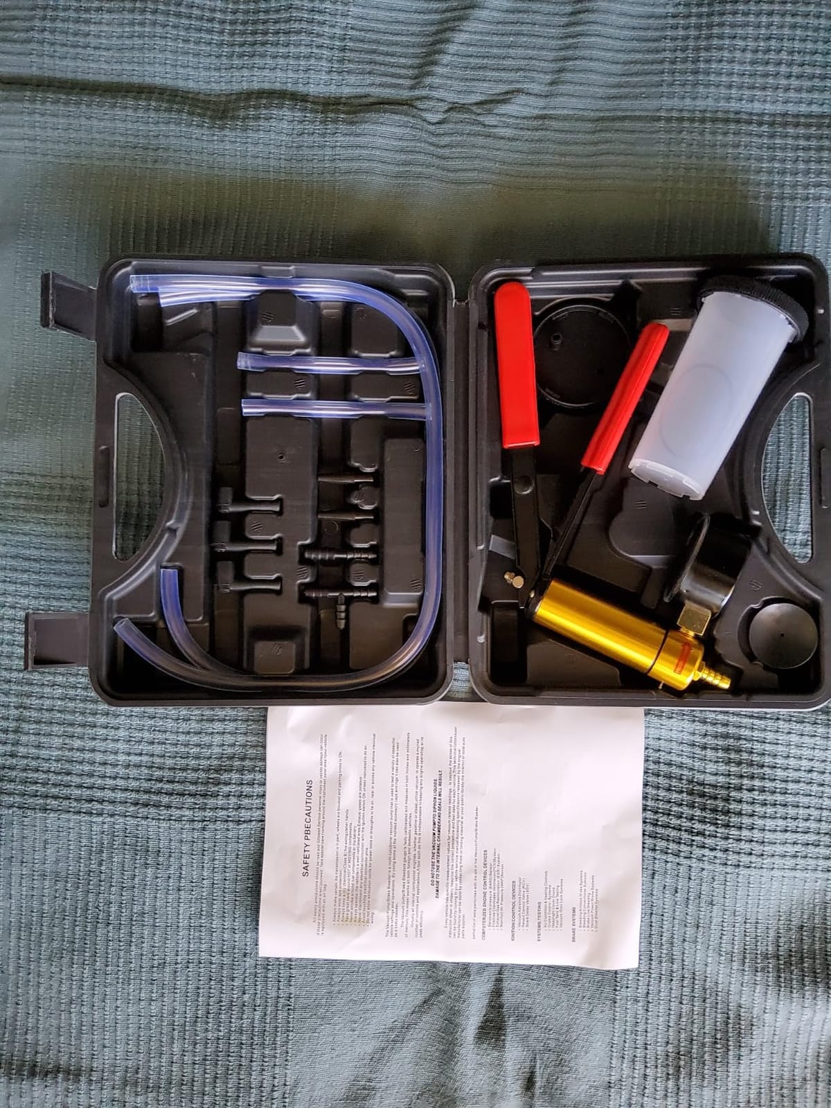 Brake Bleeder Kit with Hand Held Vacuum Pump and Adapters, with Vacuum Brake Bleeder Pump Pressure Gauge for Automotive Car Motorbike (Blue) customer photo 2