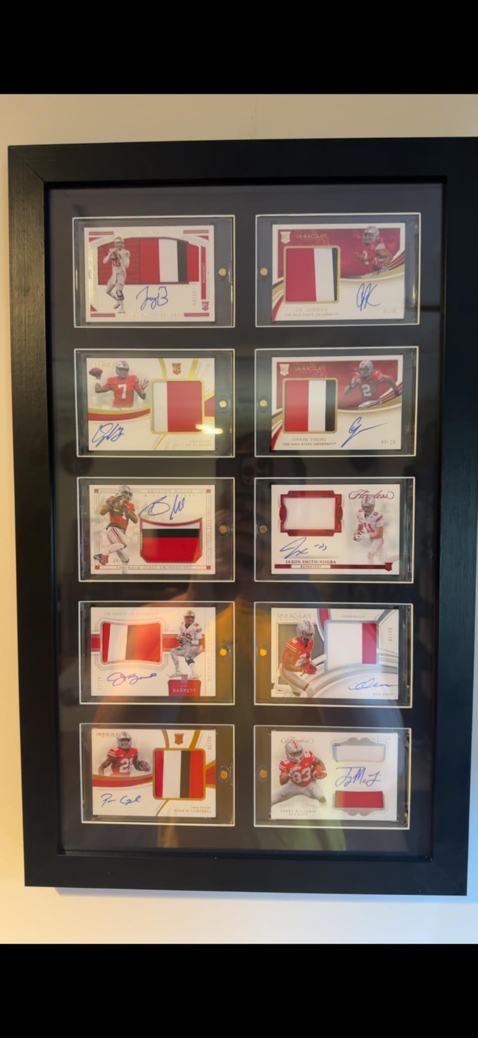 Bivitre Trading Card Display Frame with UV Protection Magnetic Card Holder | Wall Mount Baseball Card Display Case, Display for Basketball Football Hockey Pokemon MTG Yugioh, for 6 Standard Cards customer photo 2