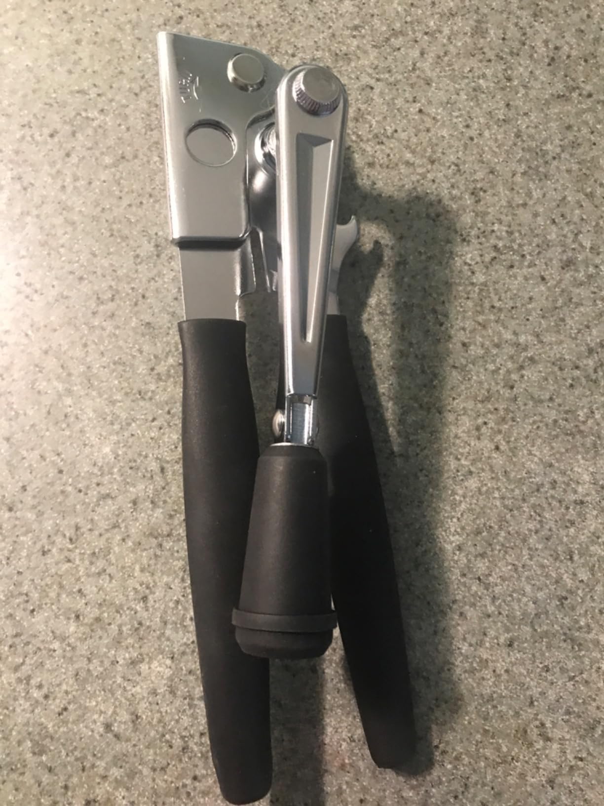 Heavy Duty Commercial Manual Crank Can Opener,Easy for Seniors & Arthritis | 360° rotation,easy cut,for restaurants & home kitchens,works on #10 cans,ergonomic customer photo 2