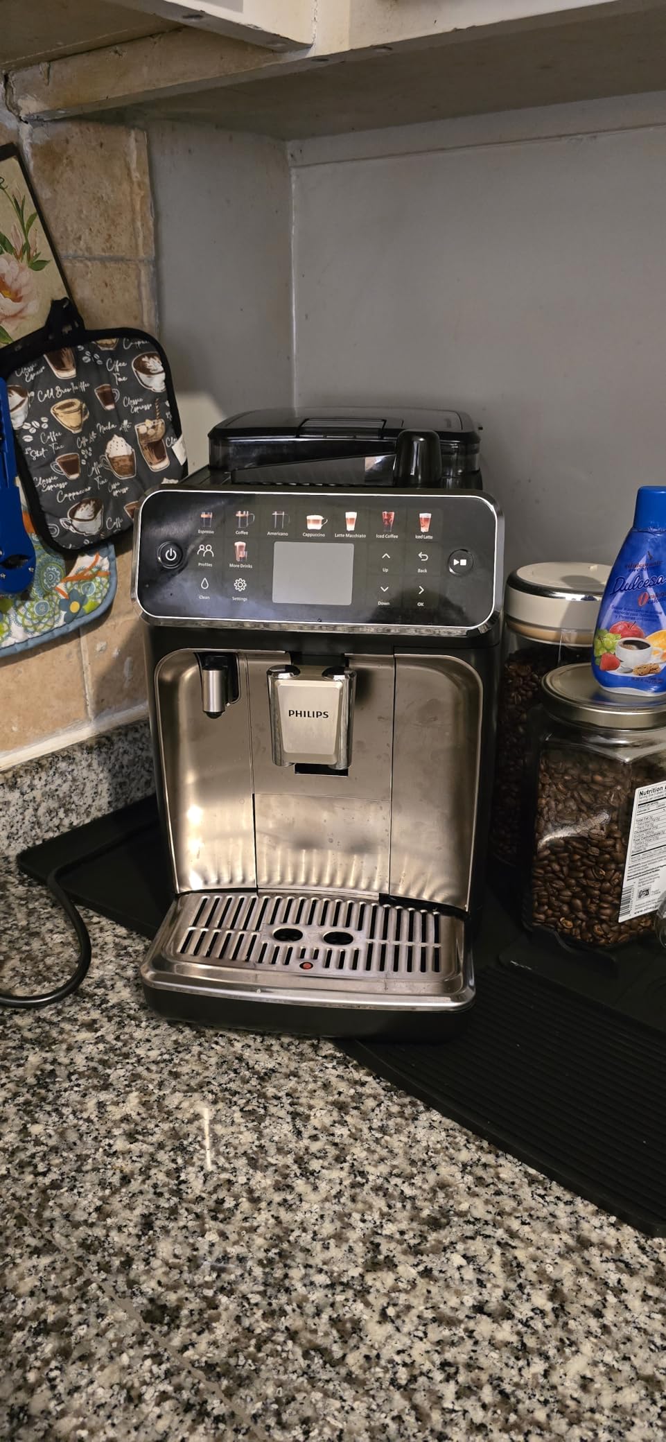 PHILIPS 5500 Series Fully Automatic Espresso Machine, LatteGo Milk System customer photo 2