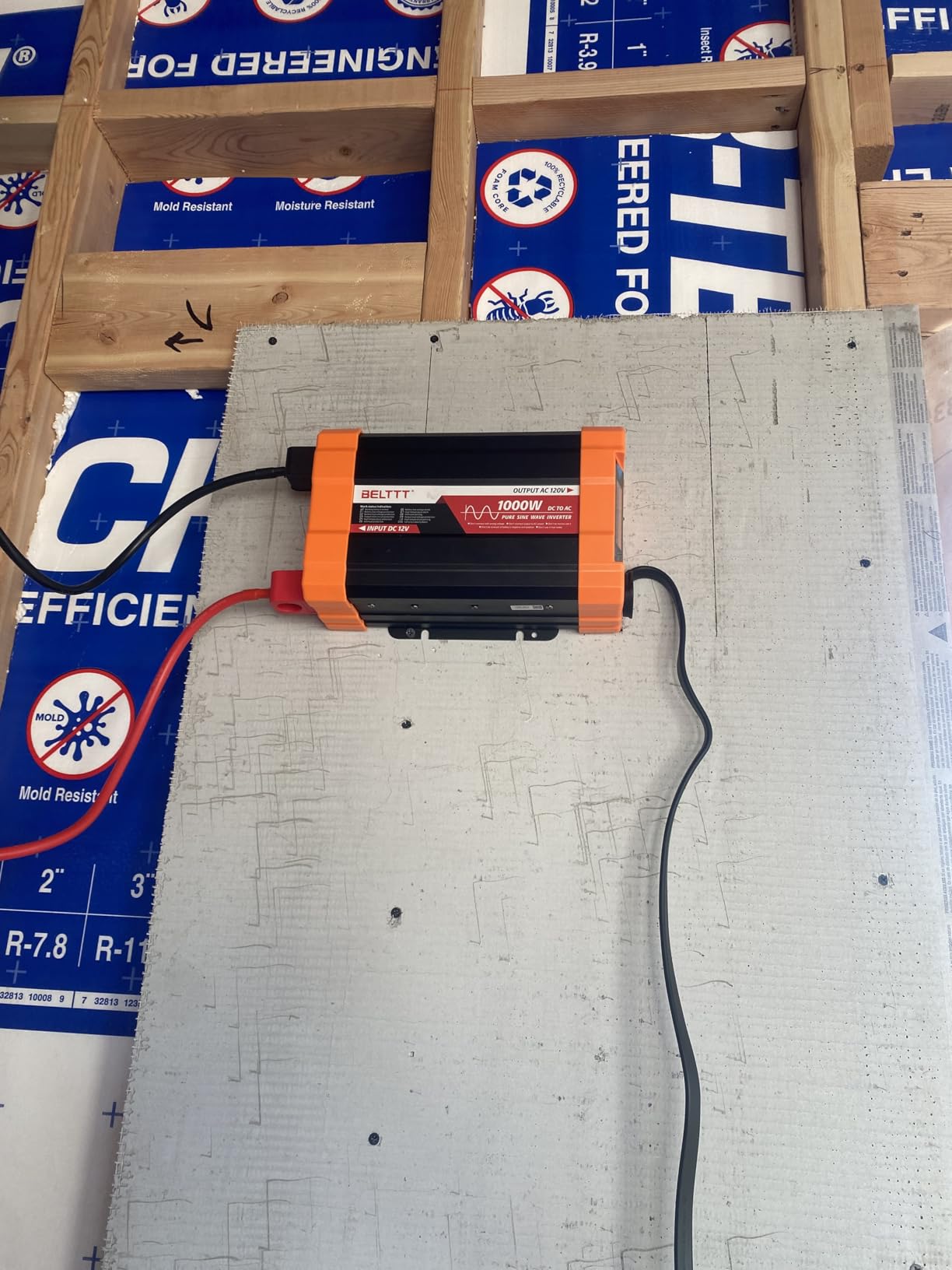 BELTTT 1000Watt Pure Sine Wave Inverter 12V DC to 120V AC for RV, Truck, Off-Grid, Solar Inverter 12V to 110V Converter with Dual AC Socket and 5V 2.1A USB, Power Inverter, Intelligent LCD, 2000W Peak customer photo 2