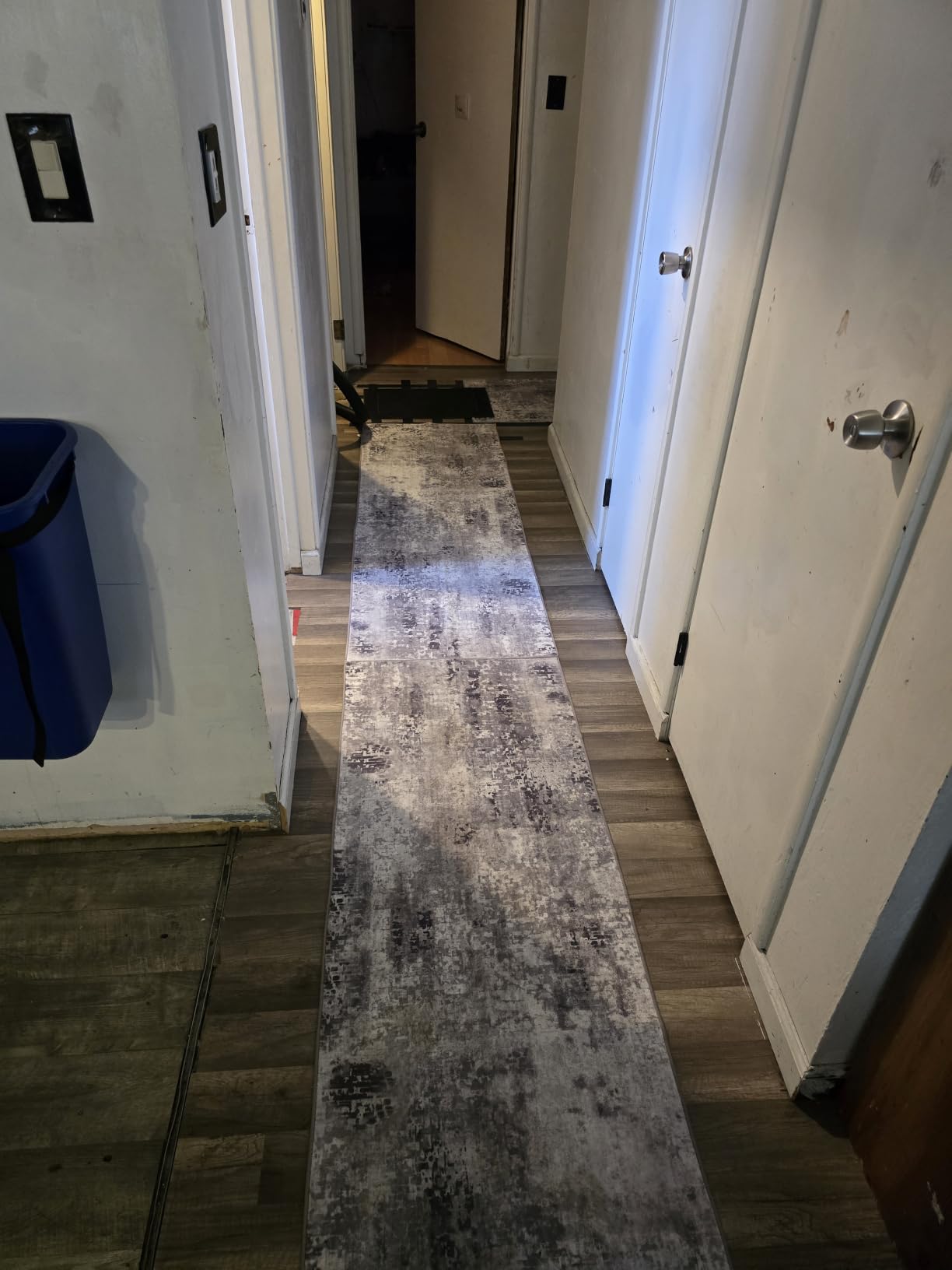Ompaa 2x6 Rug Runners for Hallways Kitchen Runner Rug Non Slip Washable Grey Long Runner Rugs with Rubber Backing Soft Abstract Carpet Runner for Hallways, Kitchen, Bedroom, Bathroom, Entryway customer photo 1