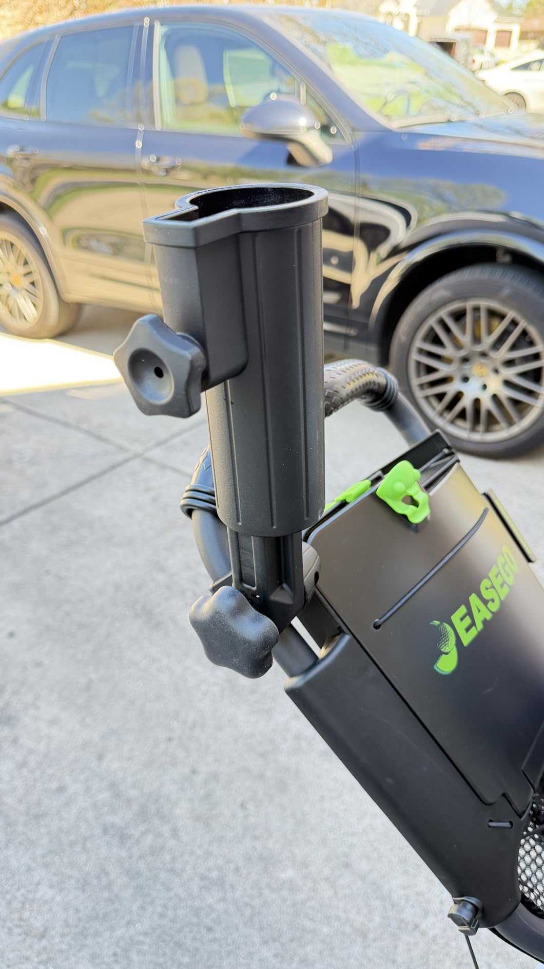 EASEGO Golf Push Cart 3 Wheel - Golf Bag Cart Foldable with Phone Holder/Cup/Umbrella Holder Compact Golf Pull Carts Quick Fold Golf Caddy Push Carts with Large Wheelbase for Different Terrain customer photo 1