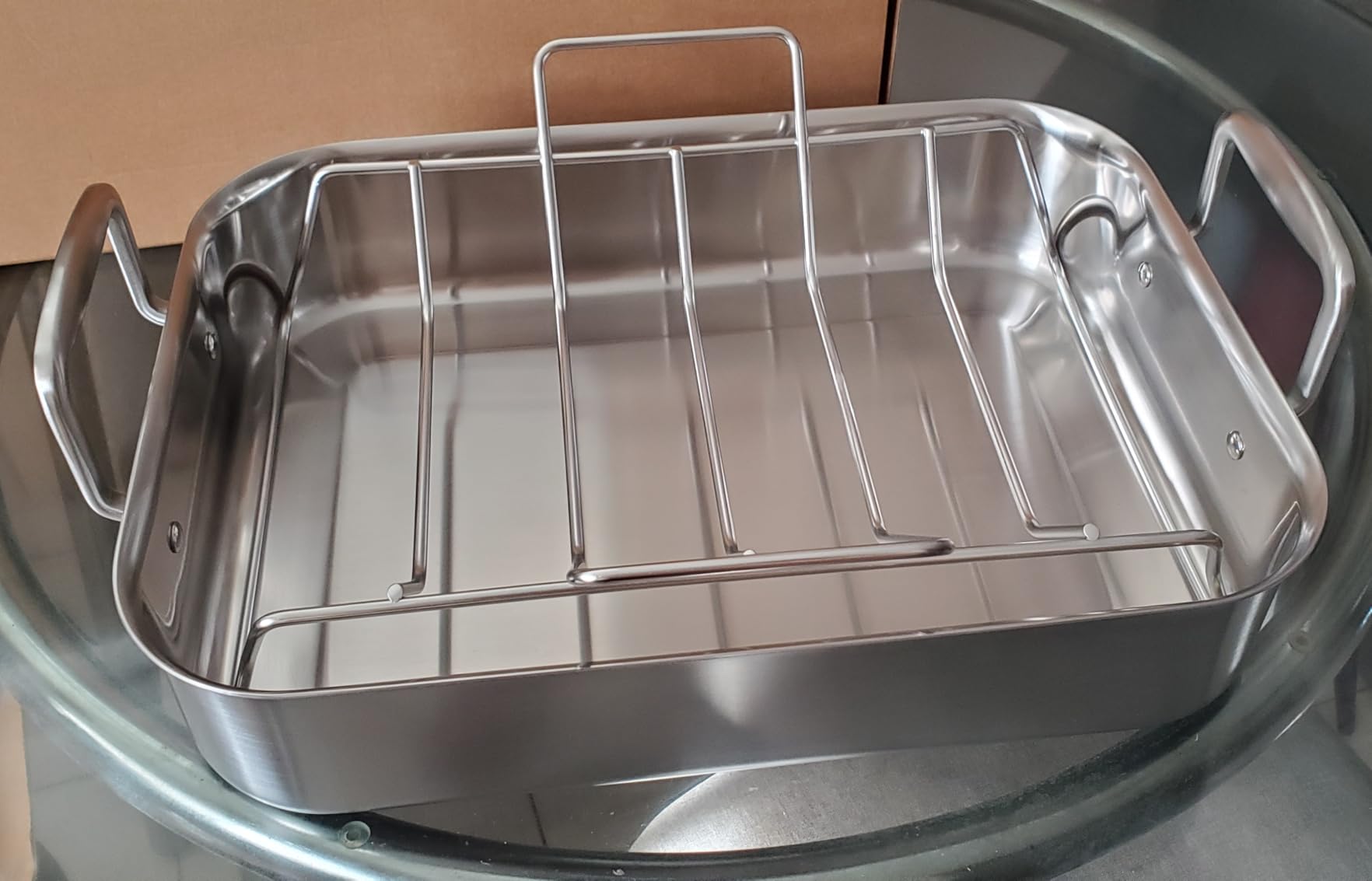 Made In Cookware - Stainless Clad Roasting Pan - 3-Ply Stainless Clad - Professional Cookware - Crafted in Thailand customer photo 1