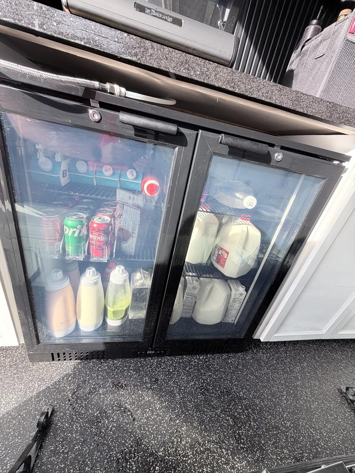 FoMup Commercial Display Refrigerator with Reversible Glass Door, Upright Beverage Cooler Merchandiser, Drink Fridge with Door Lock for Restaurant Supermarket Convenience Store, 13.8 Cu.Ft customer photo 2