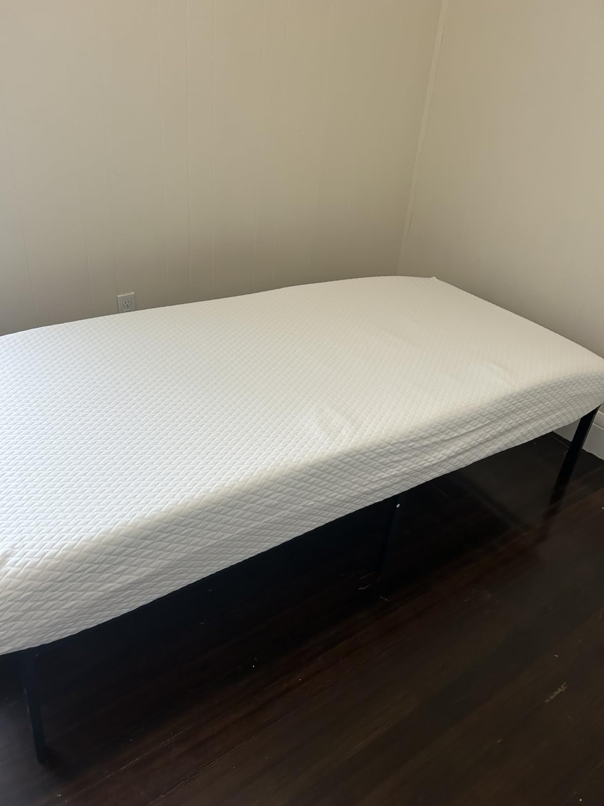 EGOHOME Full Size Memory Foam Mattress, 10 Inch Bed Mattress in a Box with Cooling Green Tea Gel, Relieve Pressure with Medium Firm Support, CertiPUR-US Certified customer photo 2