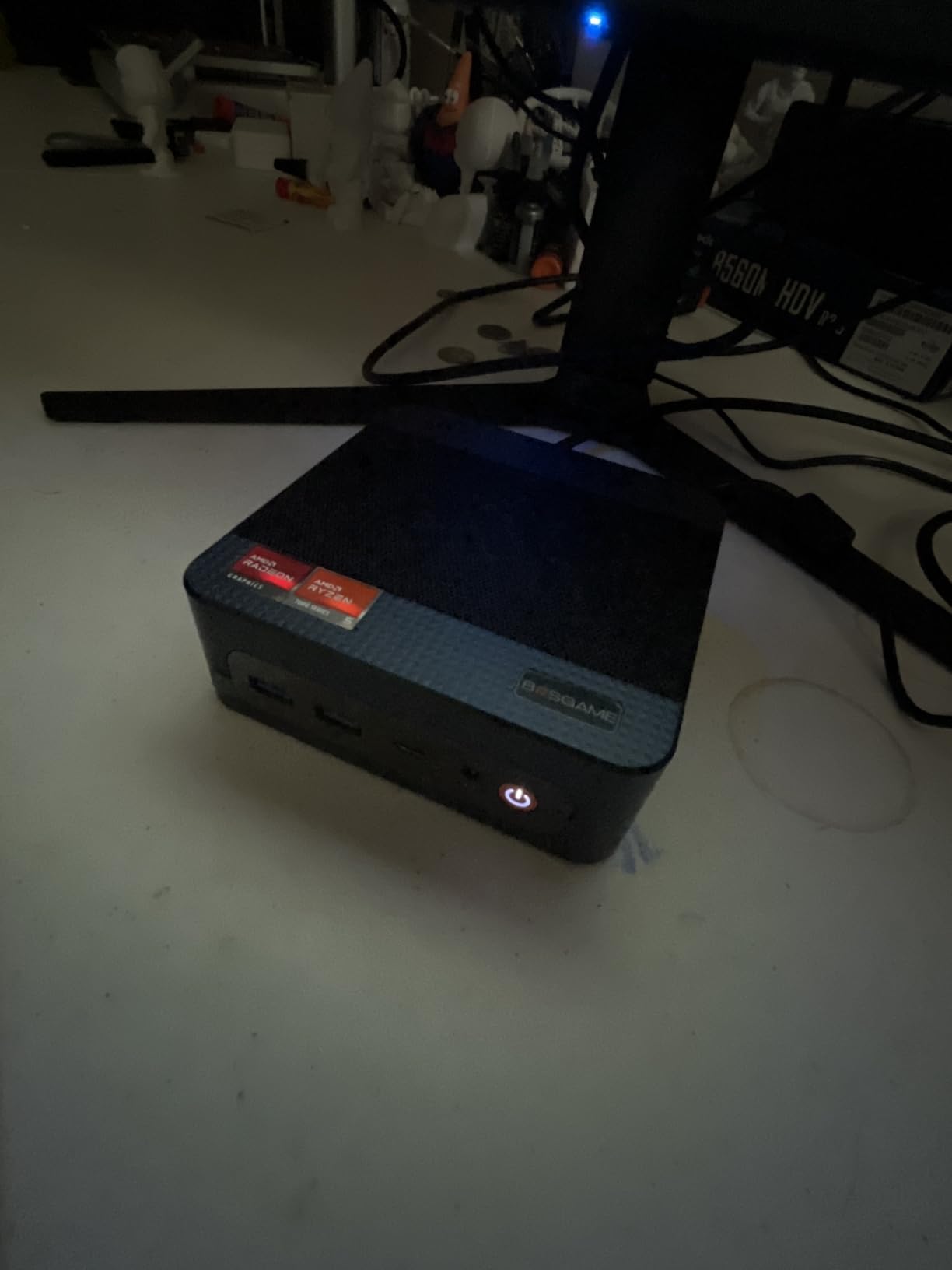 BOSGAME E4 Air Mini PC, AMD Ryzen 5 3500U 8GB DDR4 256GB SATA SSD customer photo 2