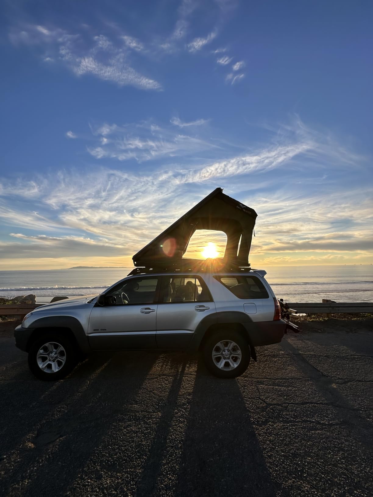 Naturnest Rooftop Tent Hard Shell, Easy Set Up Pop Up Tent for 2 Person Camping, Waterproof UV-Resistant Blackout Privacy 4 Season Tent for Truck, Jeep, SUV, Van, Trailer - Polaris 2 customer photo 2