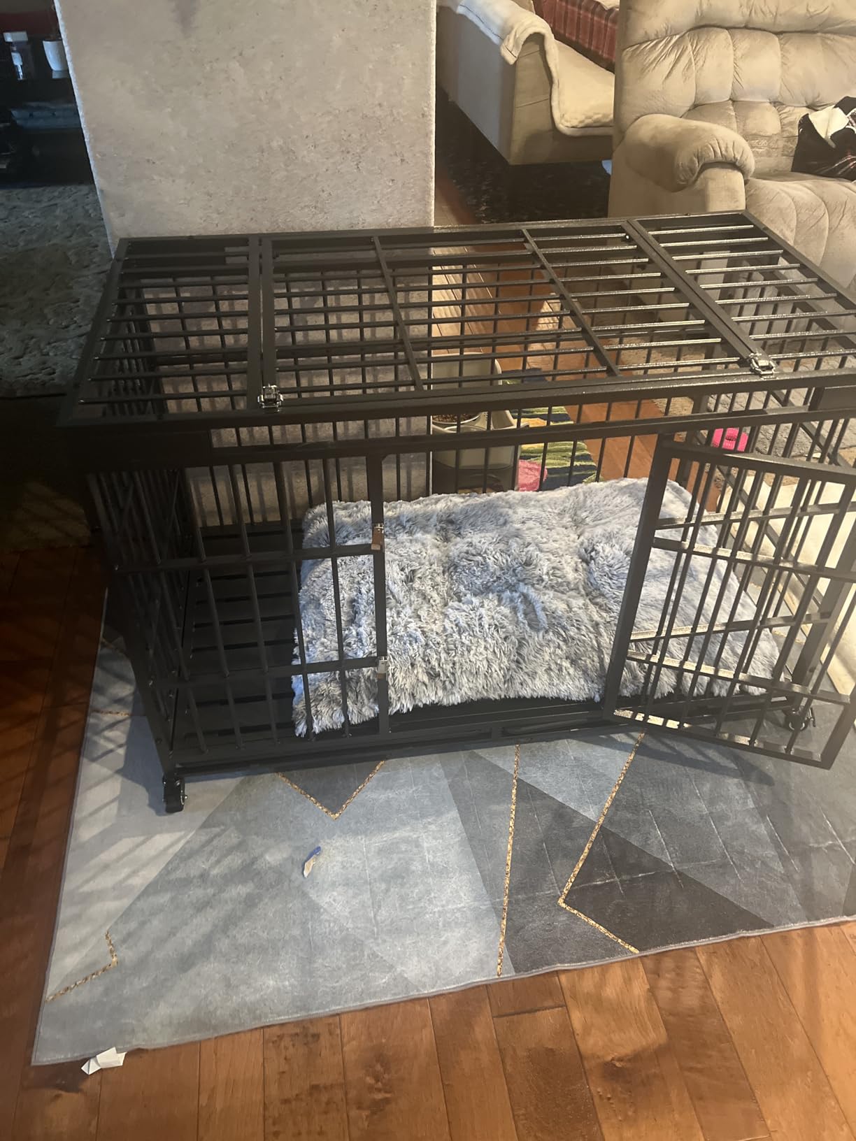 48 Inch Heavy Duty Dog Crate with Wheels,Indestructible Escape-Proof Dog Kennel with Locking Latch and Double Door,Extra Large XL XXL Crate Indoor for Large and Medium Dog with Removable Tray customer photo 1