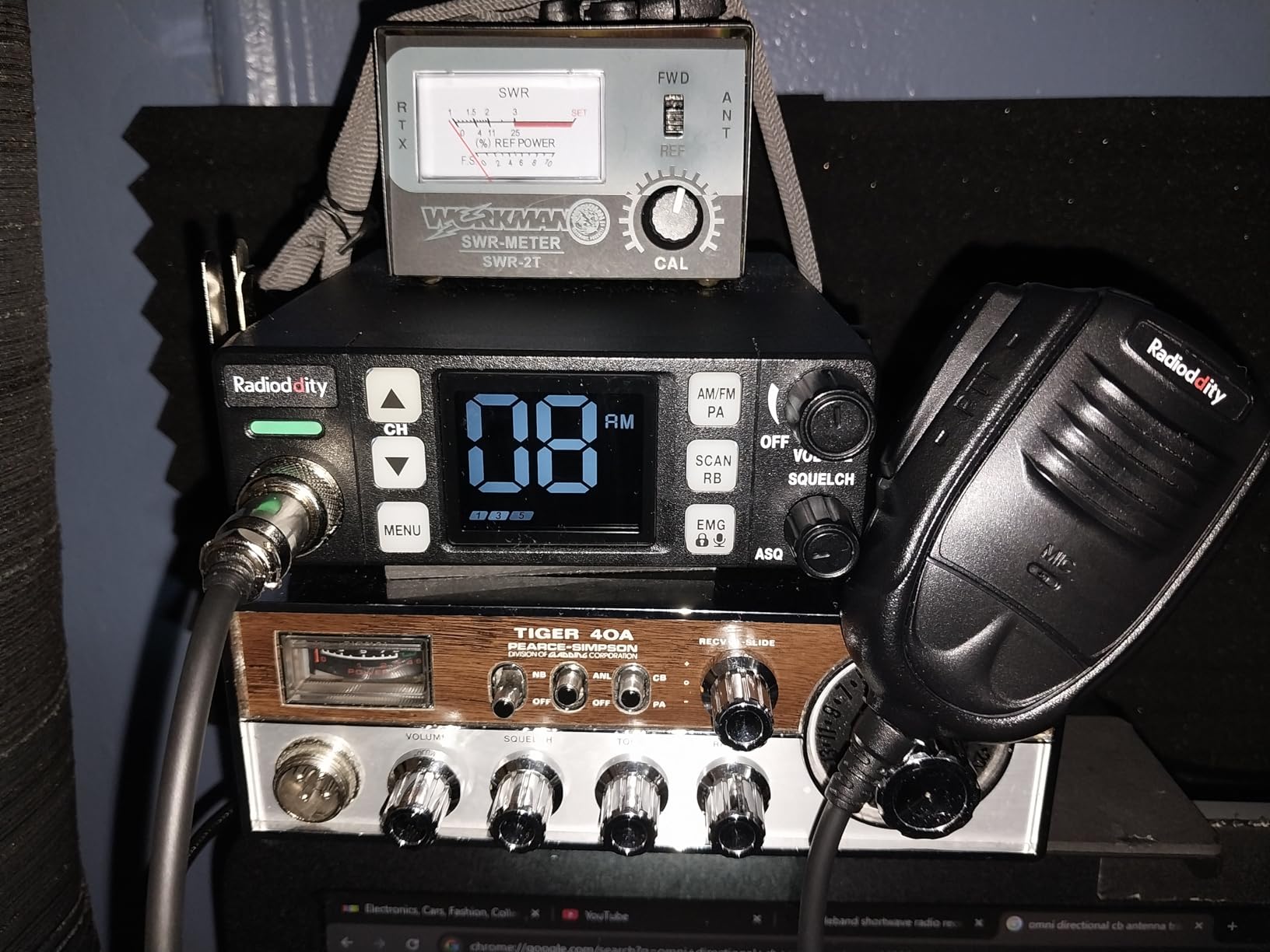 Radioddity CB-606 CB Radio AM/FM/PA, 40 Channels, 4W, VOX | Compact Mobile Transceiver 2.2