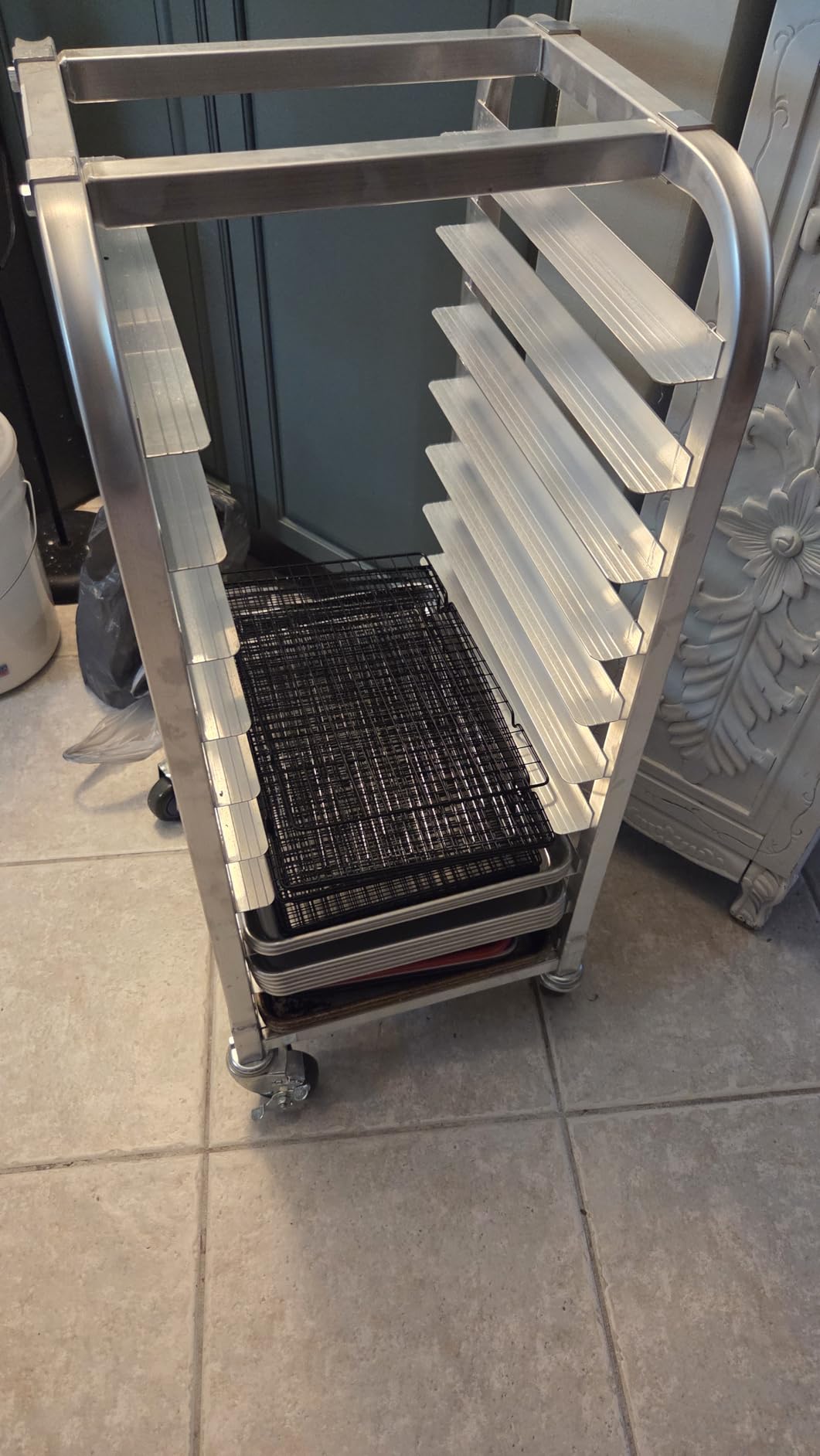 BIEAMA 10-Tier Sheet Pan Rack, NSF Aluminum Bun Pan Rack | Bakery Speed Rack for Home Commercial Kitchen Bakery Cooling, 4 Wheels customer photo 1
