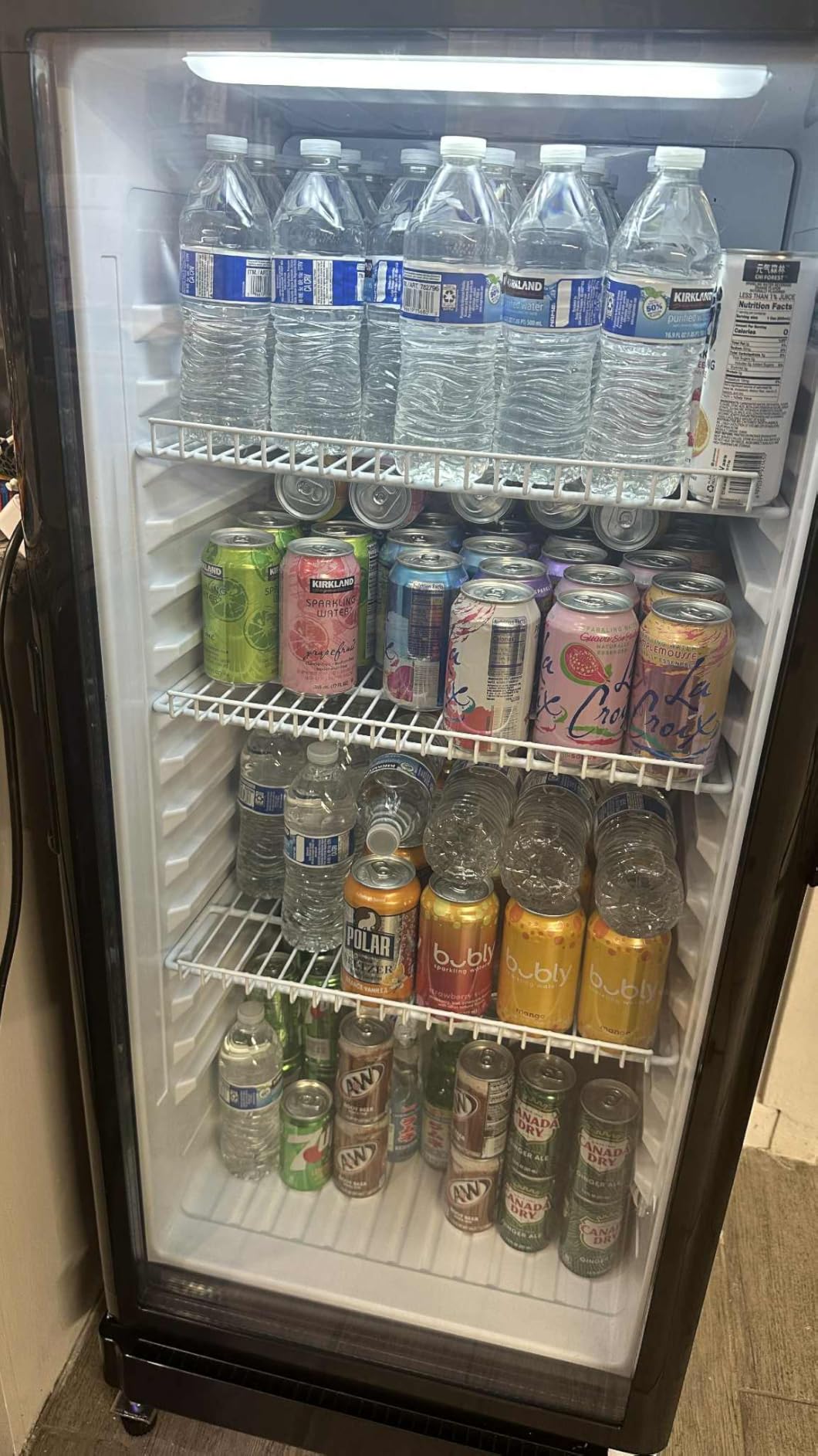6 Cu.Ft Commercial Beverage Fridge with Glass Door customer photo 1