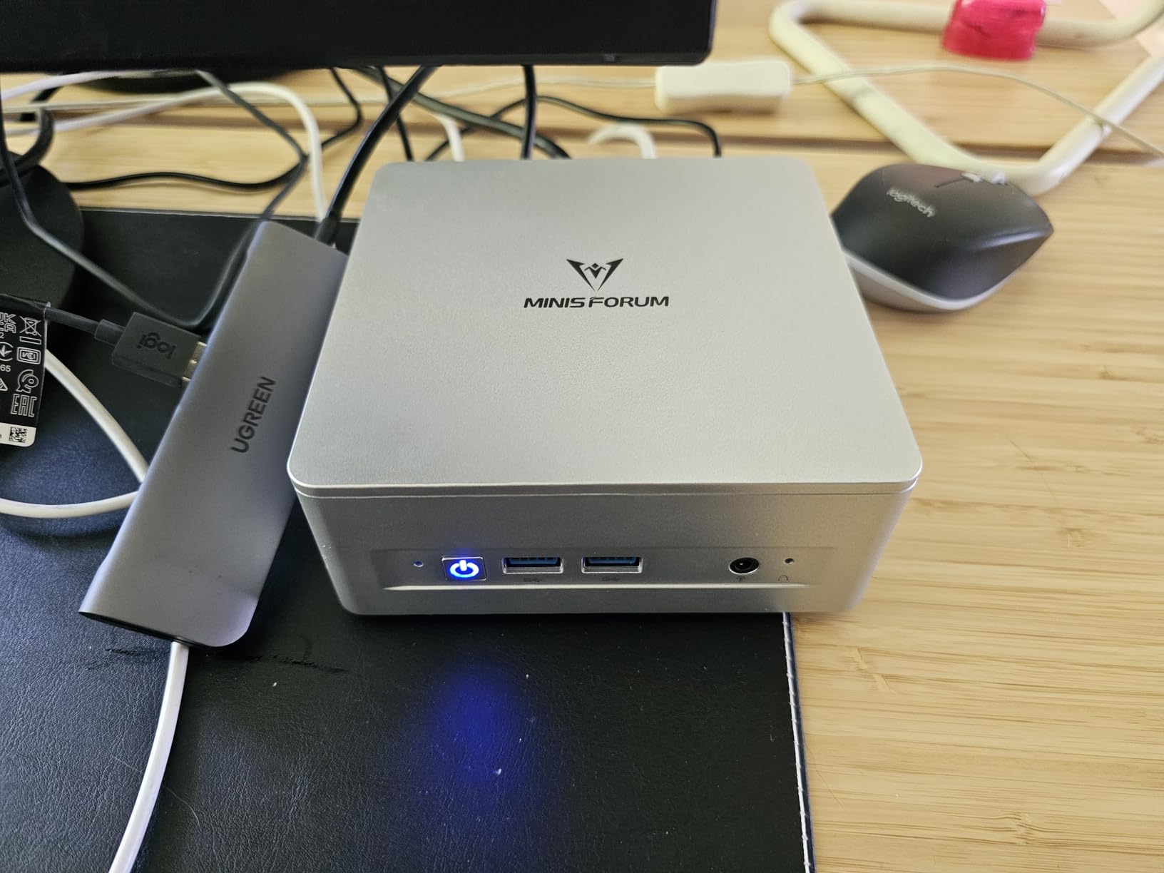 UM880 Plus Mini PC AMD Ryzen 7 8845HS(8C/16T, up to 5.1GHz), 32GB DDR5 1TB PCIe4.0 SSD, HDMI+DP+USB4 Triple Outputs, OCuLink Port, 2.5G LAN, 5x USB Port, Radeon 780M Graphics Micro Computer customer photo 1