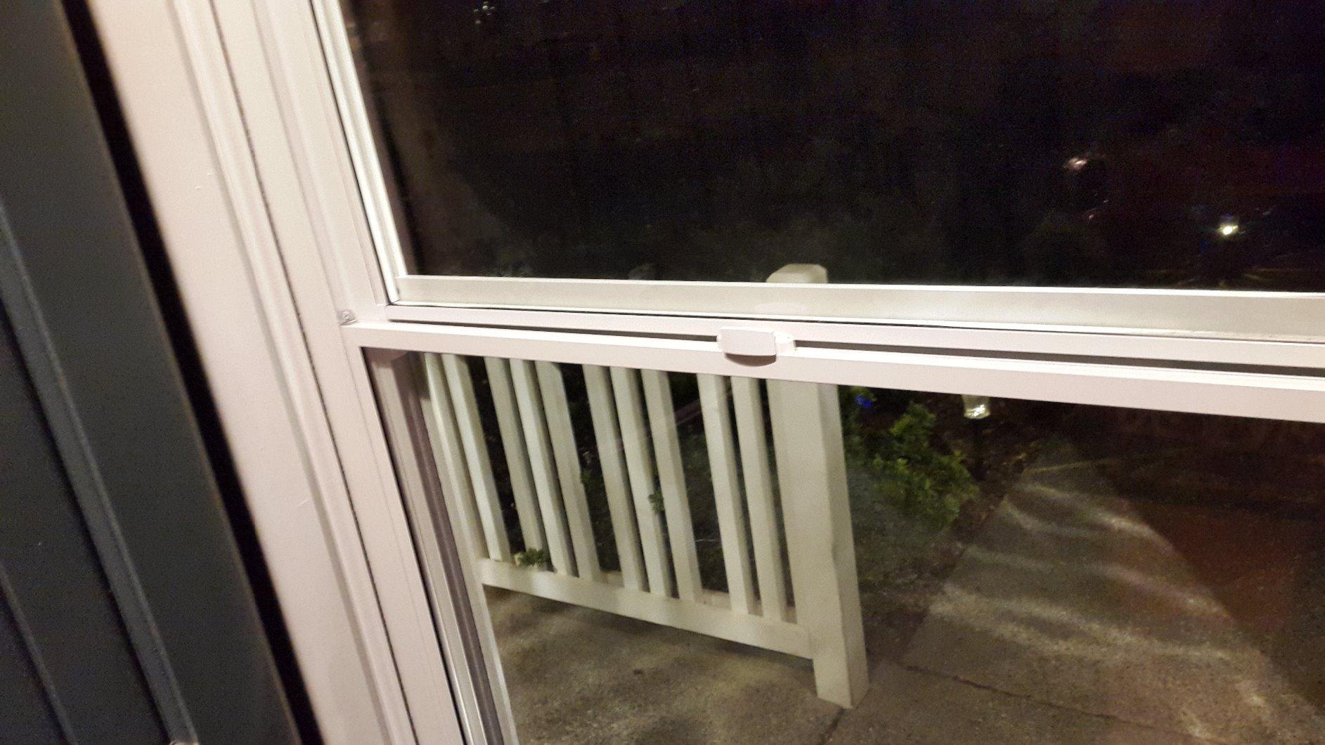 LARSON 80 Split Fullview with Low-E Glass 32-in. White Storm Door customer photo 1