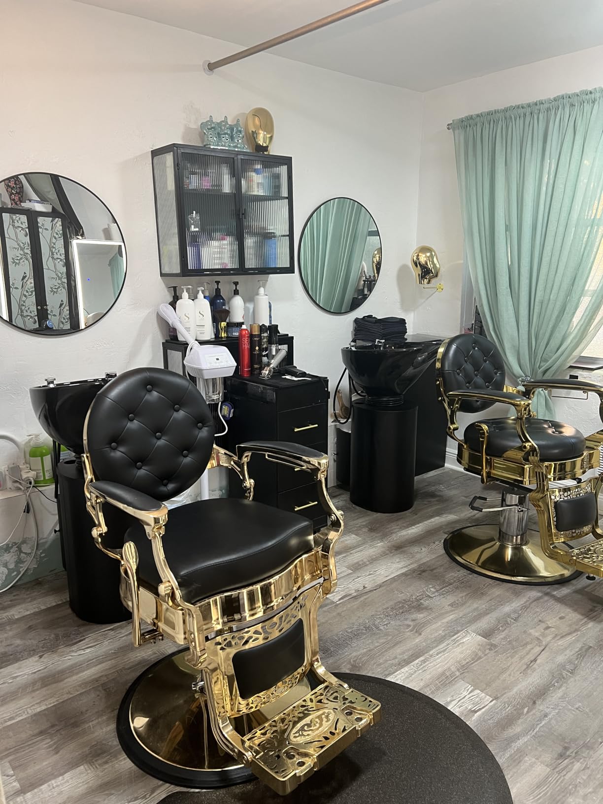 Buy-Rite Paris Pedestal Shampoo Unit with Black Tilting Porcelain Bowl | Chromed Metal Base, Tilting Porcelain Bowl, Silicone Neck Rest, Salon & Spa Use, Fits Most Chairs, Faucet & Drain Kit customer photo 1