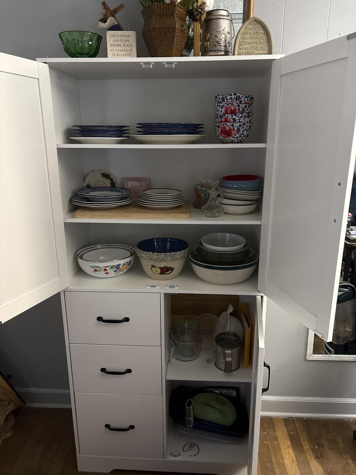 IRONCK Pantry Cabinet, 67.5 inch Tall Storage Cabinet with 3 Doors & Drawers, Farmhouse Kitchen Cabinet with Adjustable Shelves, 5 Tier Freestanding Cupboard for Kitchen, White customer photo 2