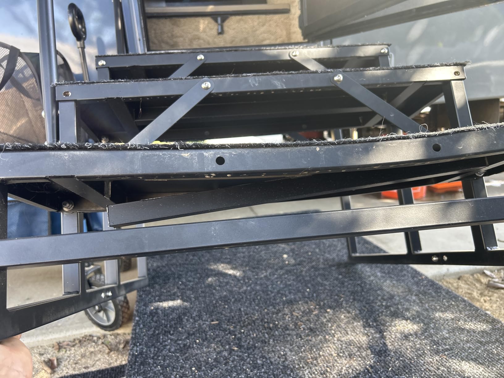 RV Steps with Handrail, Heavy Duty 4-Step Camper Entry Stairs | Wide Anti-Slip Steps, Portable Platform for Travel Trailer Motorhome Porch Hot Tub Outdoor Camping Metal Step customer photo 1