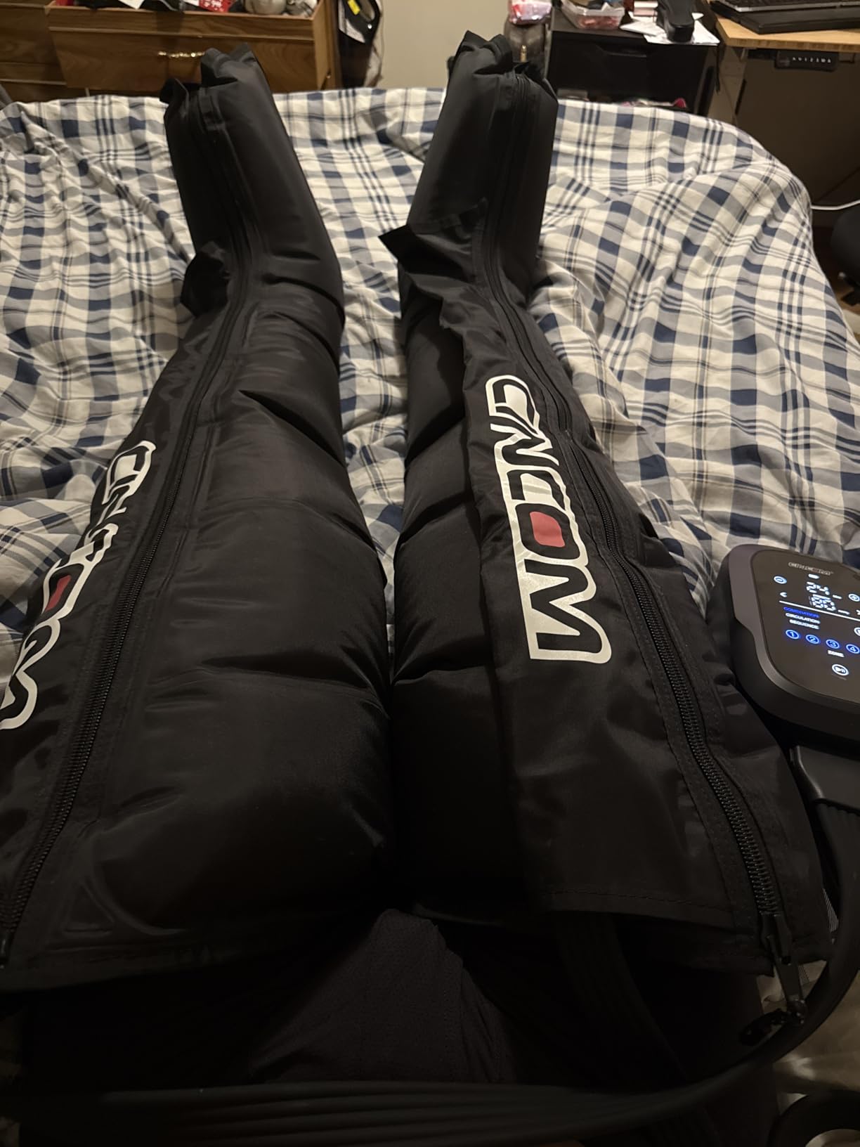 CINCOM Cordless Air Compression Recovery System Leg Massager Boots for Circulation customer photo 1