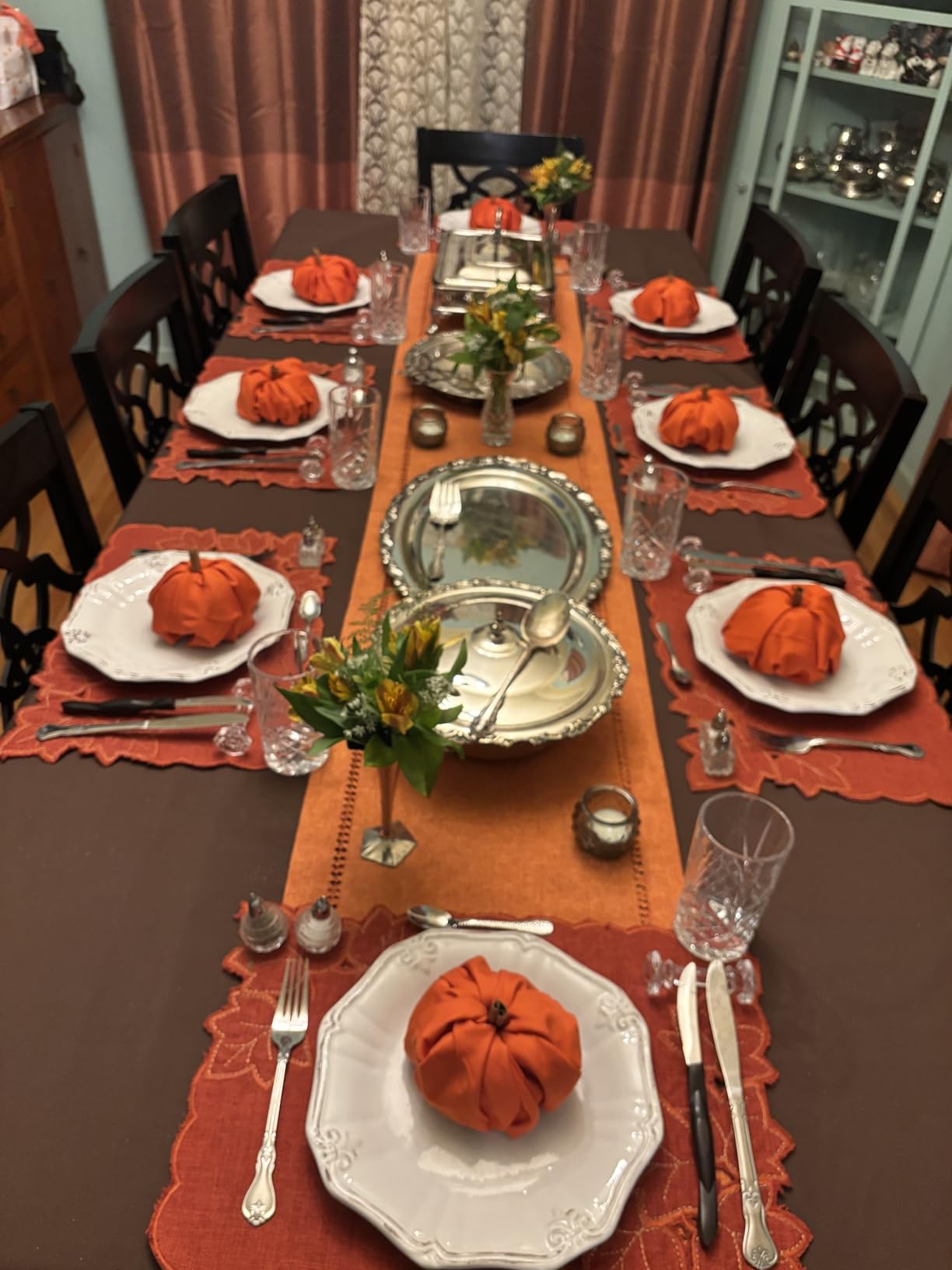 Utopia Kitchen Cotton Blend Multi Color Cloth Napkins [12 Pack, 18x18 Inch] customer photo 2