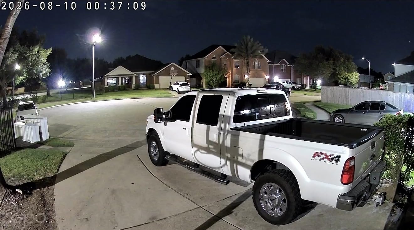Tapo 1080p Outdoor Wireless Security Camera, Up to 180-Day Battery, C400 customer photo 2