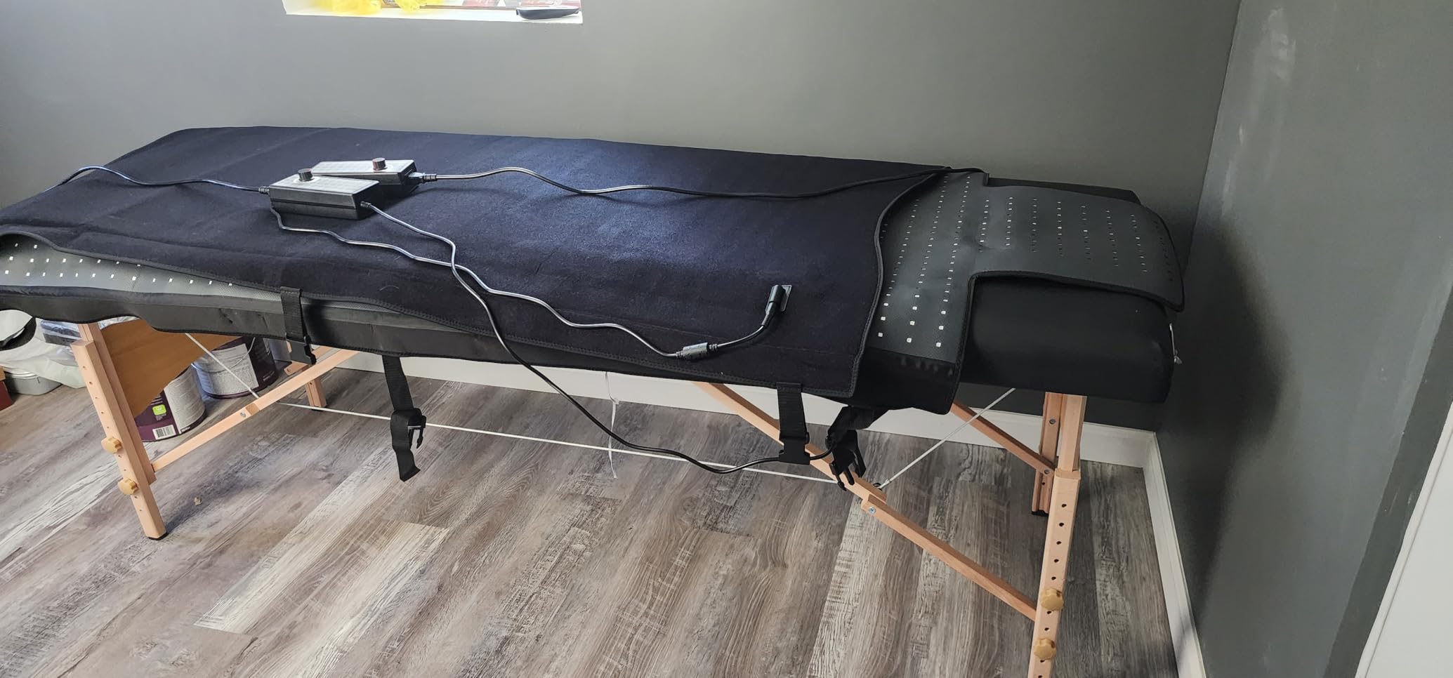 Brelley Massage Table Portable Wooden Lash Bed 2-Fold Tattoo Bed Black | Adjustable Height, Beech Wood, 490Lbs Load Capacity, Portable Esthetician Lash Spa Salon Tattoo Bed customer photo 1