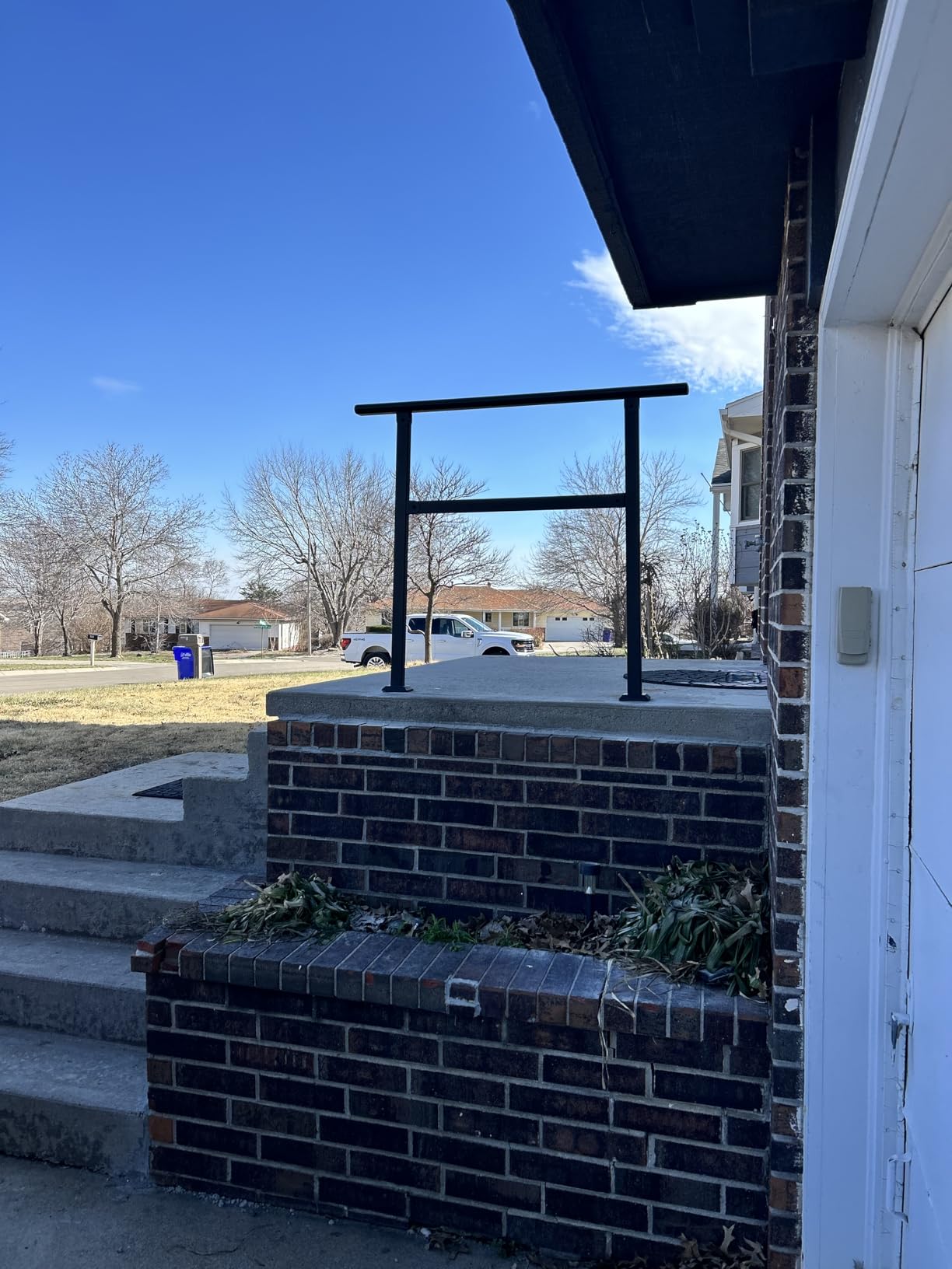 Hand Rails for Outdoor Steps 2-5 Steps Wrought Iron Handrails | Stair Railing for Porch, Home, Garden, Indoor, Staircase Handrails for Wooden, Cement, Brick, Marble (3 Steps) customer photo 2