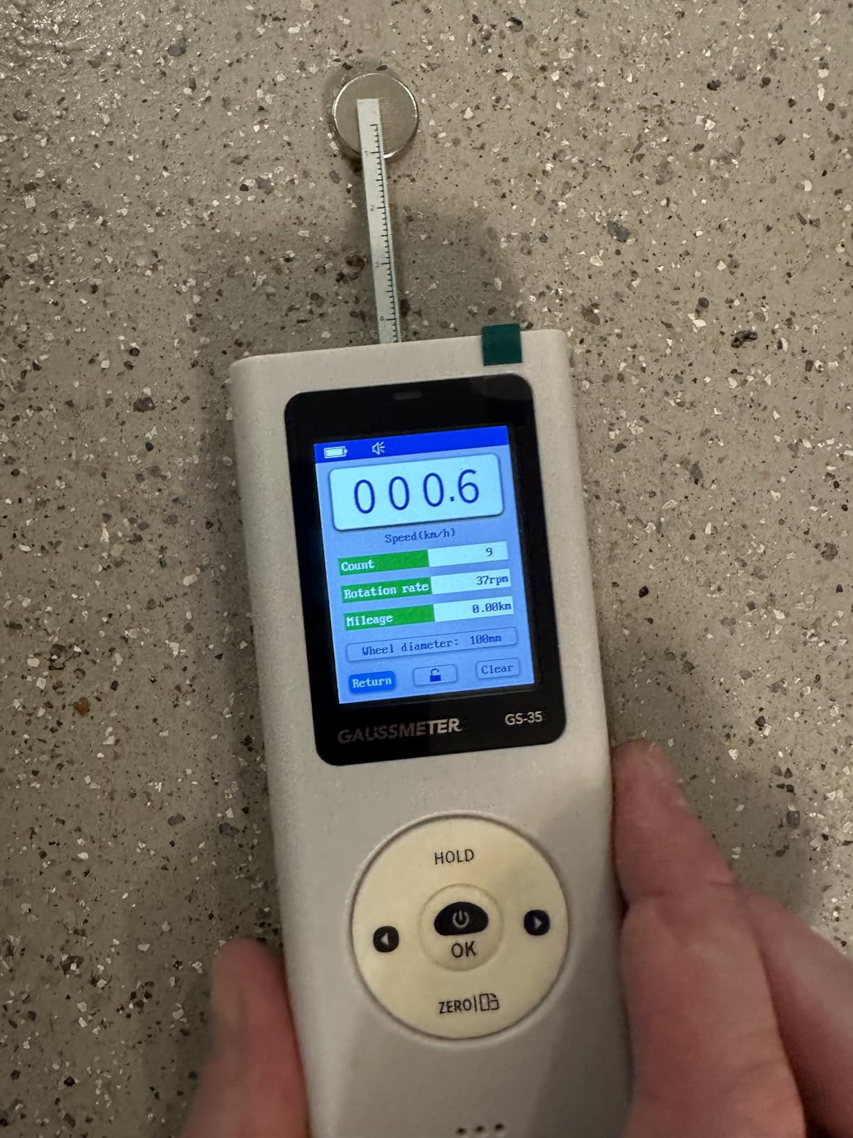 Digital Gauss Meter, Tesla Meter with 0-25000 Gs (0-2500 mT) Range, HD Color Display, Rechargeable, N/S Pole Detection customer photo 2