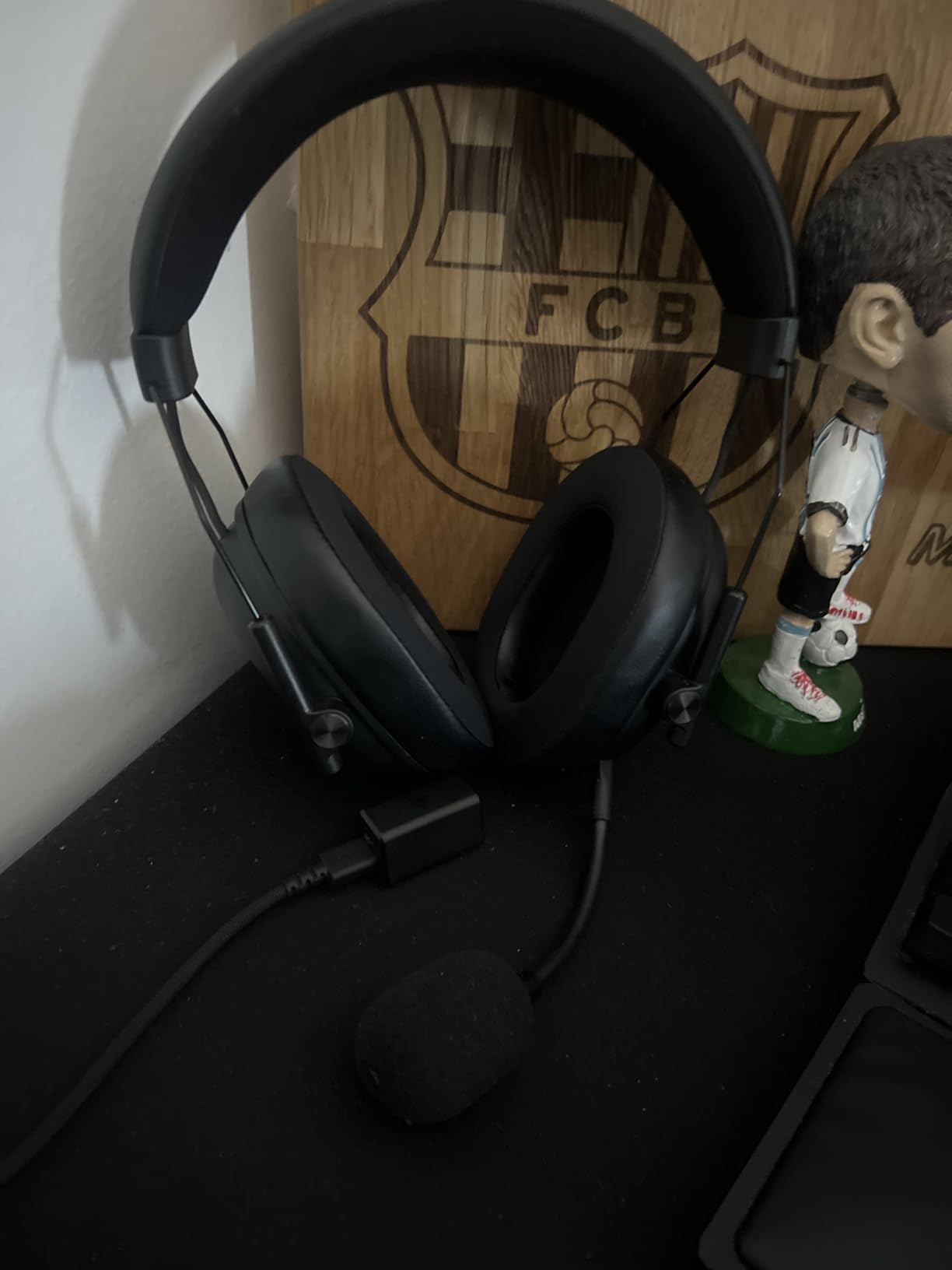 Razer BlackShark V3 Wireless PC Gaming Headset, 70 Hr Battery, Black | 50mm Drivers, Super Wideband Mic, 2.4 GHz, Bluetooth, Wired USB-C, Works with Mac, PS5, Nintendo Switch, Smartphone customer photo 2