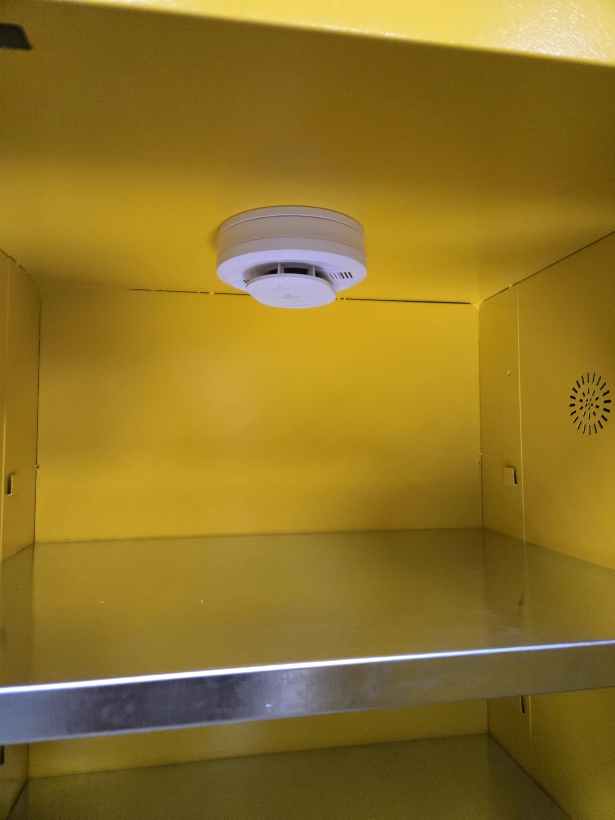 VEVOR Flammable Cabinet 18