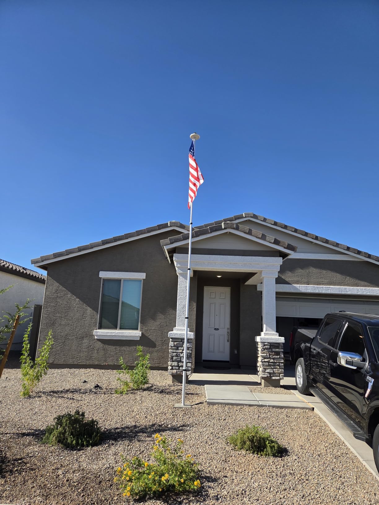 NELXINJO 20ft Telescopic Flag Pole - Extra Thick Outdoor Telescoping Flag Poles with 3x5 American Flag for Residential or Commercial,Black customer photo 2