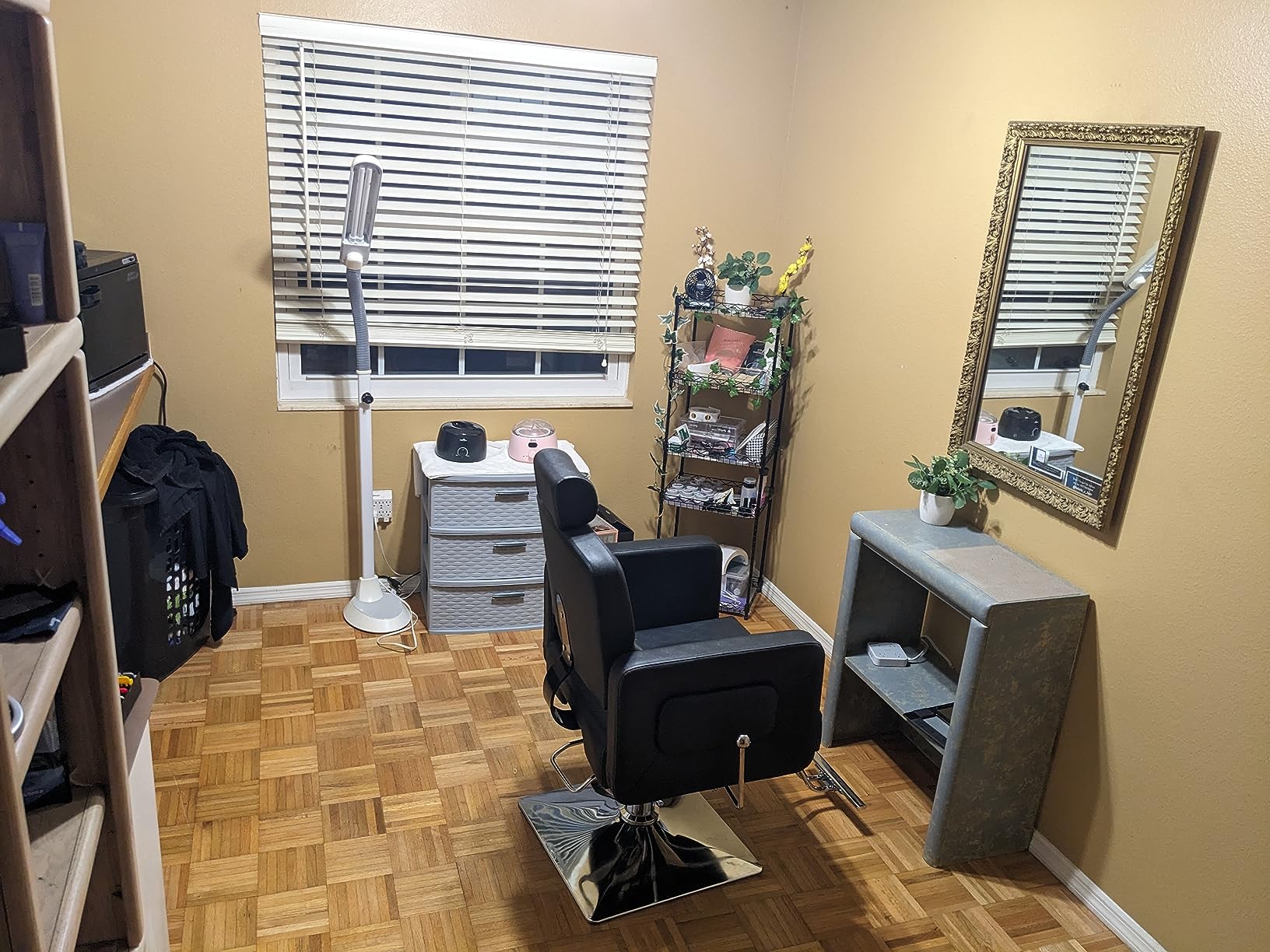 OmySalon Salon Chair for Hair Stylist, Reclining Barber Chair Hairdressing Styling Chair with Adjustable headrest, Beauty Shampoo Barbershop Furniture customer photo 1