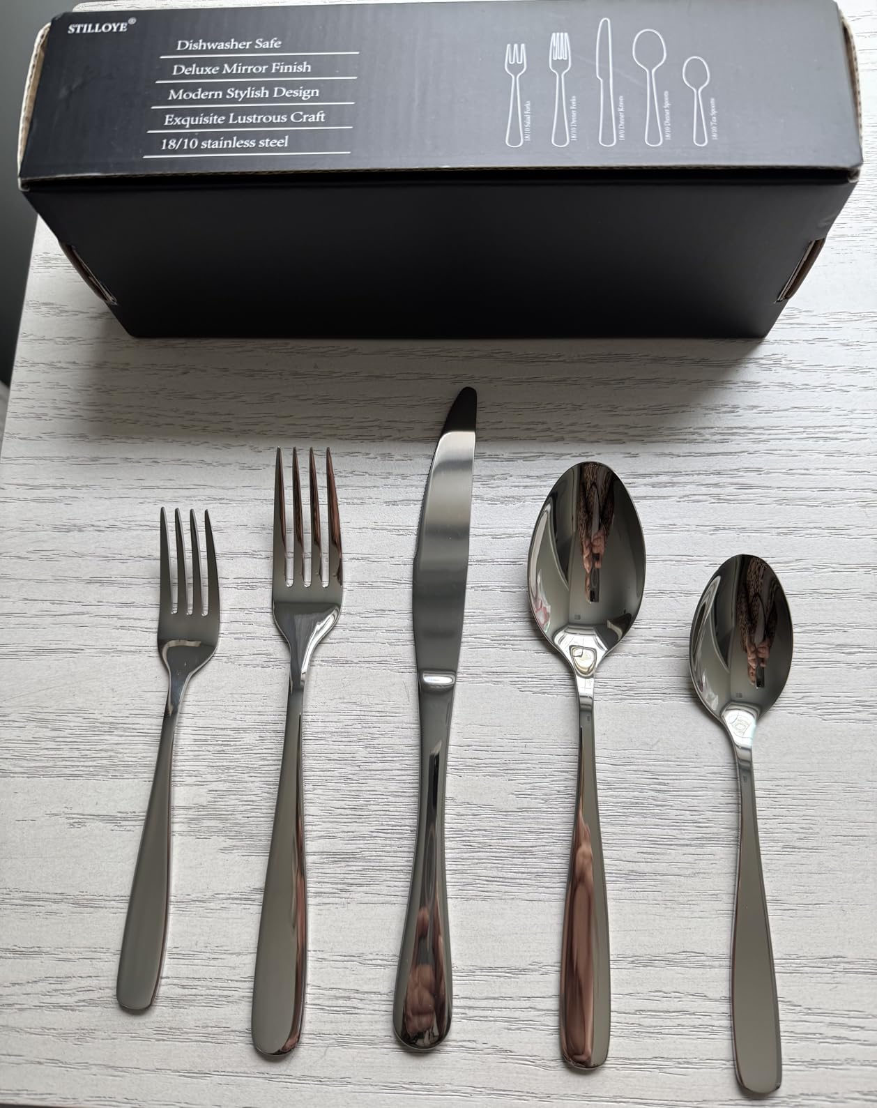 Silverware Set for 8, 40 Piece Heavy 18/10 Stainless Steel Flatware Utensils Cutlery Set, Mirror Polished knives Forks and Spoons Silverware Sets,Dishwasher Safe for Dinner Home Kitchen,Wedding Party customer photo 2