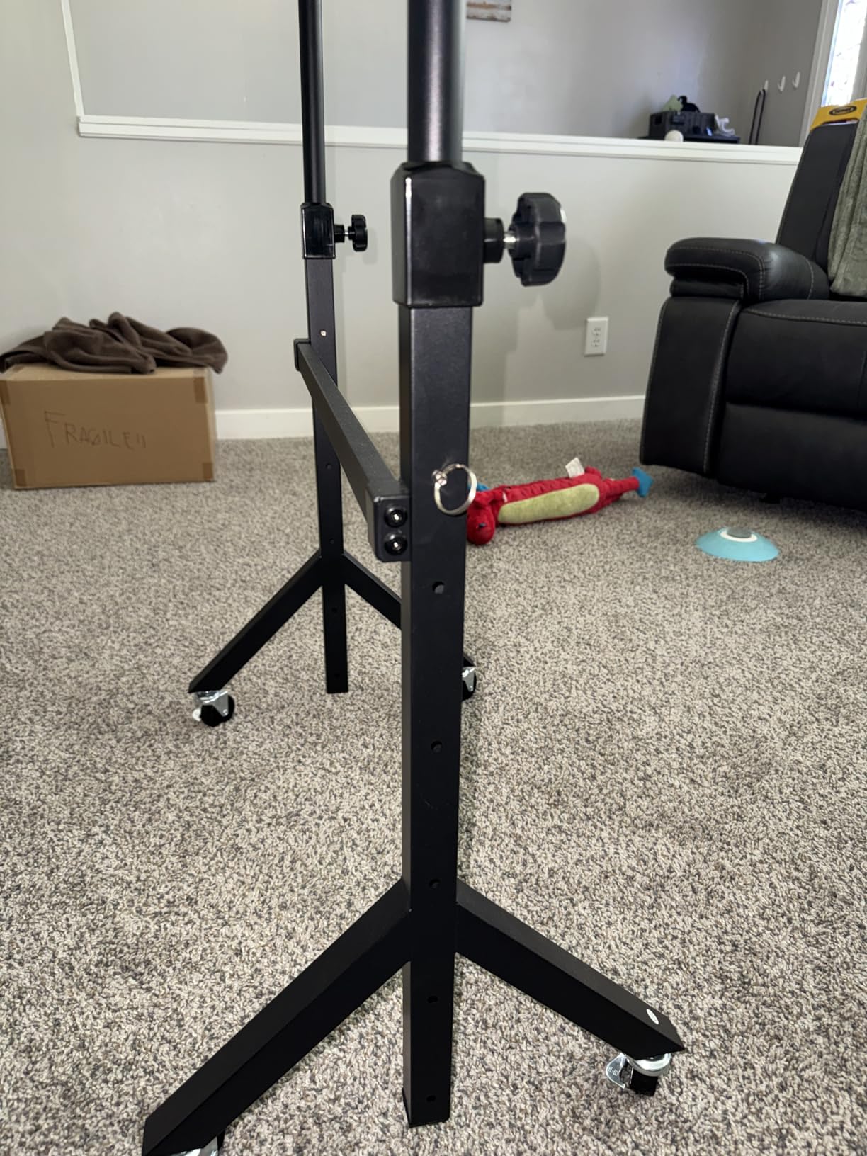 HUANUO 32'' Small Standing Desk Adjustable Height, Mobile Stand Up Desk with Wheels, Portable Rolling Desks for Walking Pad and Treadmill, Computer Laptop Desks for Home Office Space customer photo 1