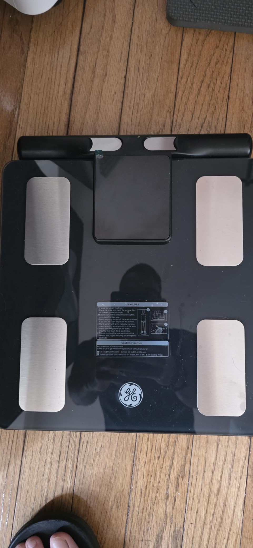 GE Smart Scale for Body Fat with BMI Muscle Mass, 5.3-inch Handle Display | 8-Electrode Weight Scale, Full Body Composition Analysis, for Bathroom and Gym, 50+ Metrics, Bluetooth App Sync, Black customer photo 2