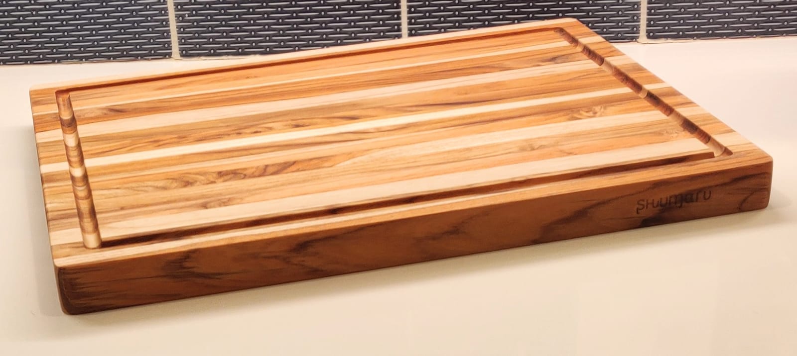 SHUMARU Mahogany End Grain Cutting Board, 17x13x1.6 in - Handmade Butcher Block, Knife-Friendly, Juice Groove, Non-Slip Feet customer photo 1