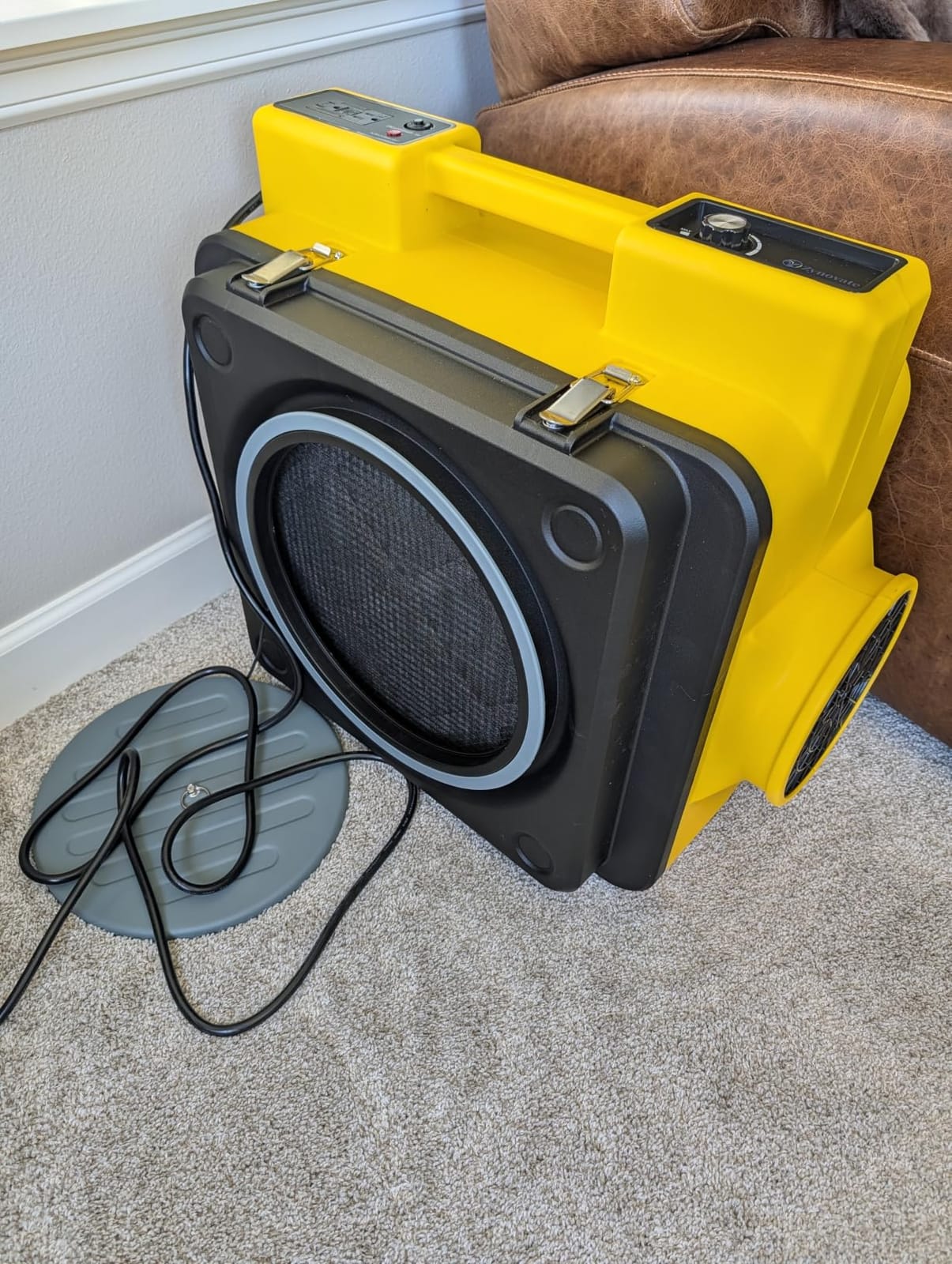 Air Scrubber 600 CFM with 4-Stage Filtration HEPA Negative Air Machine | Stackable, Heavy Duty, Airborne Cleaner Scrubber for Home, Industrial and Commercial Use, Water Damage Restoration Equipment customer photo 2