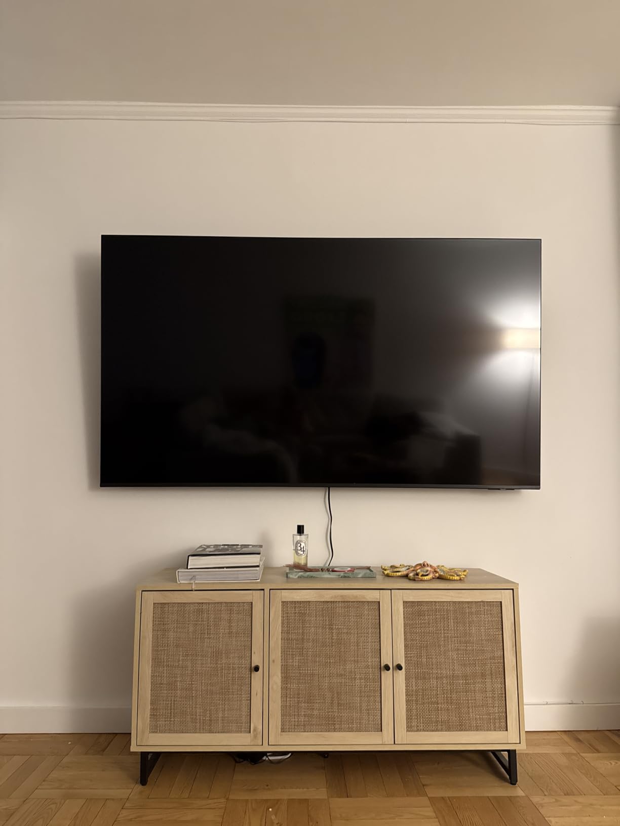 Samsung 65-Inch Class M70H Series, Mini LED, 4K, Smart TV, 2026 Model customer photo 2