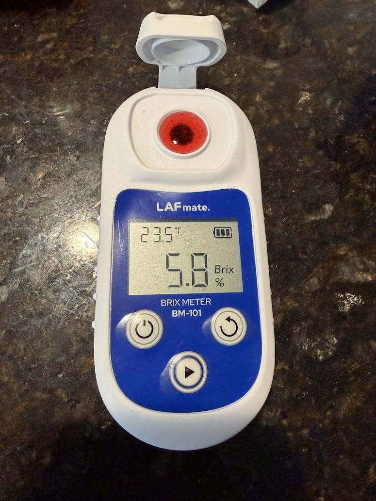 Digital Refractometer Range 0-55 BM101 Brix Refractometer ±0.2% Accuracy with ATC, IP65 Brix Meter for Juice, Wine Making & Coffee customer photo 2